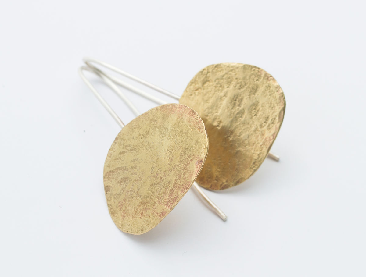 BRASS PEBBLE EARRINGS3
