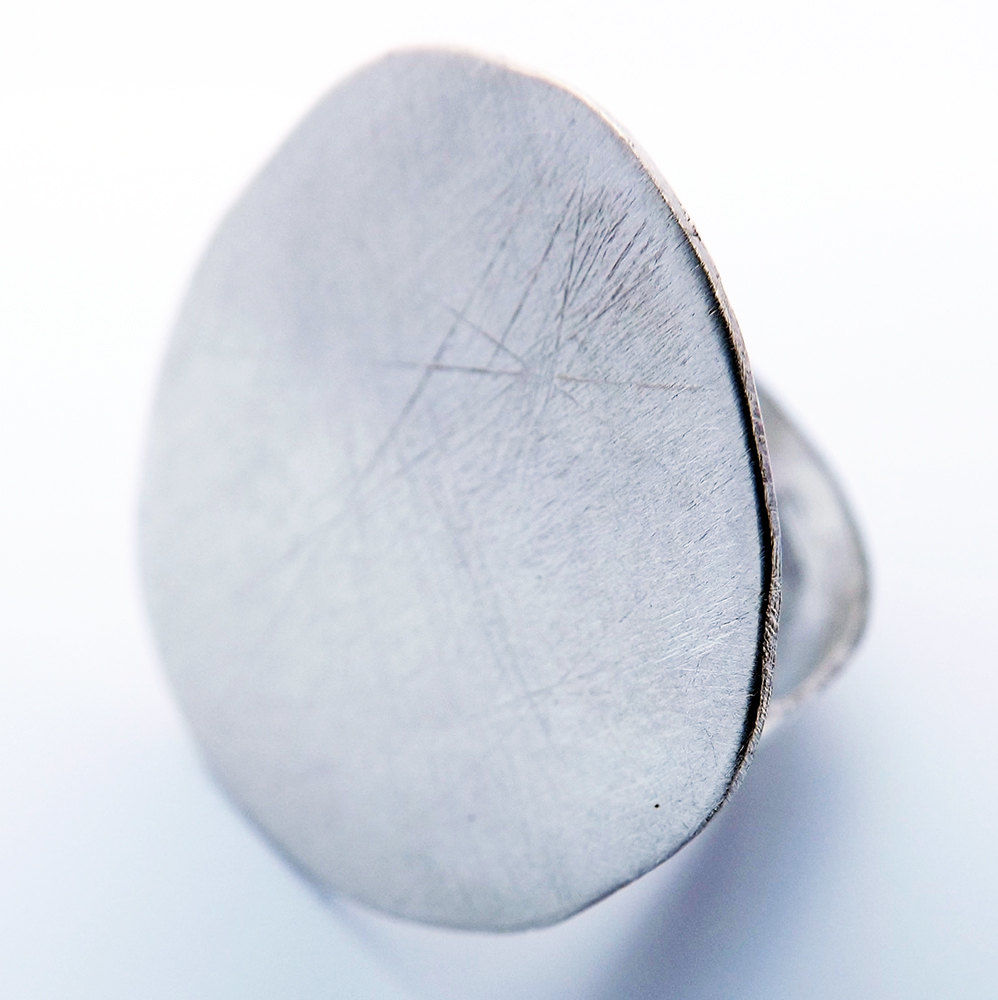 LARGE SILVER PEBBLE RING4