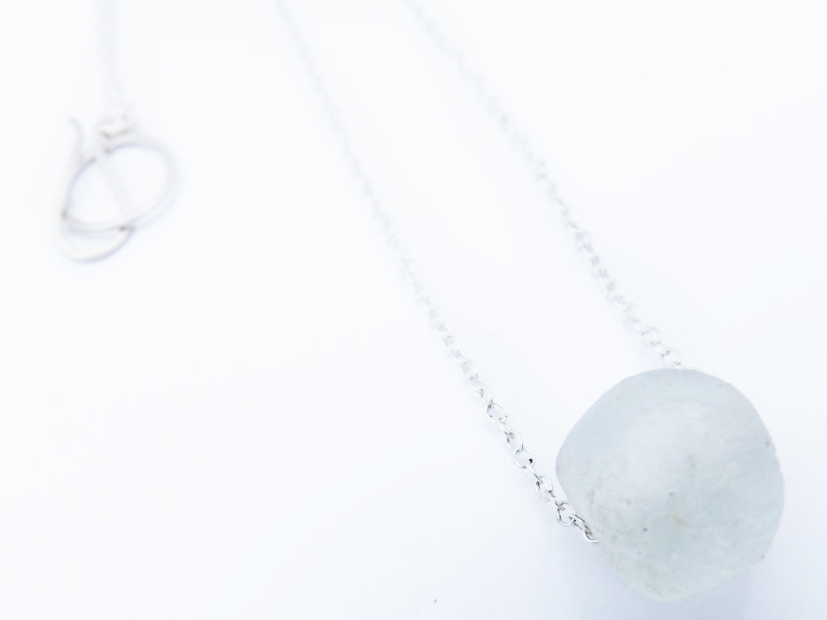 RECYCLED BOTTLE BEAD NECKLACE Clear