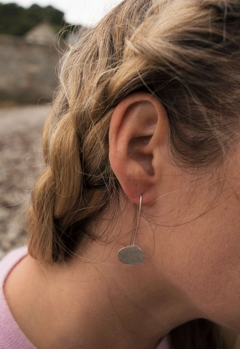 SILVER PEBBLE EARRINGS3