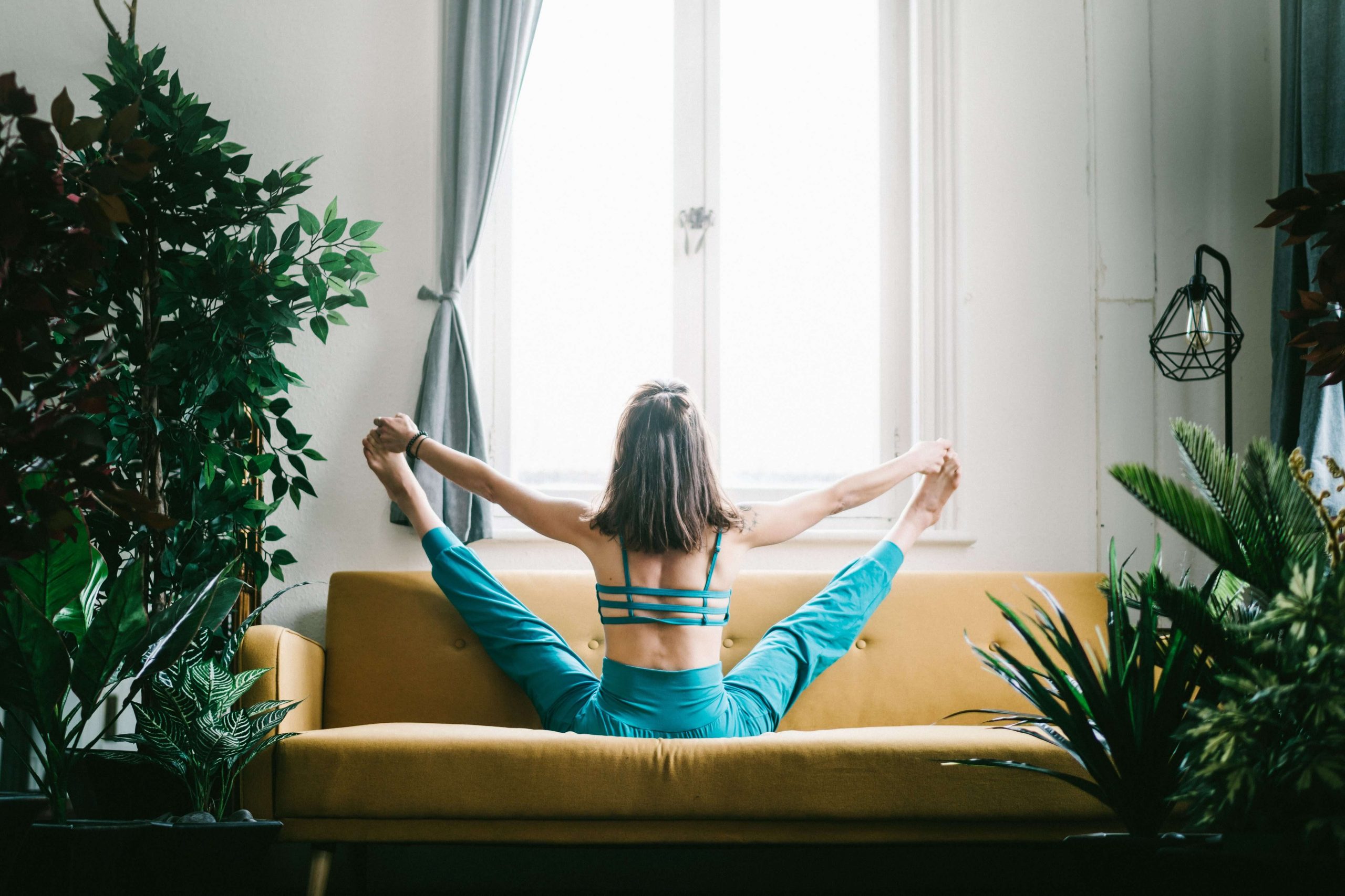 bamboo-yoga-bra-yummy-yoga-girl-new-collection-yoga-fashion-for-women-organic-clothing