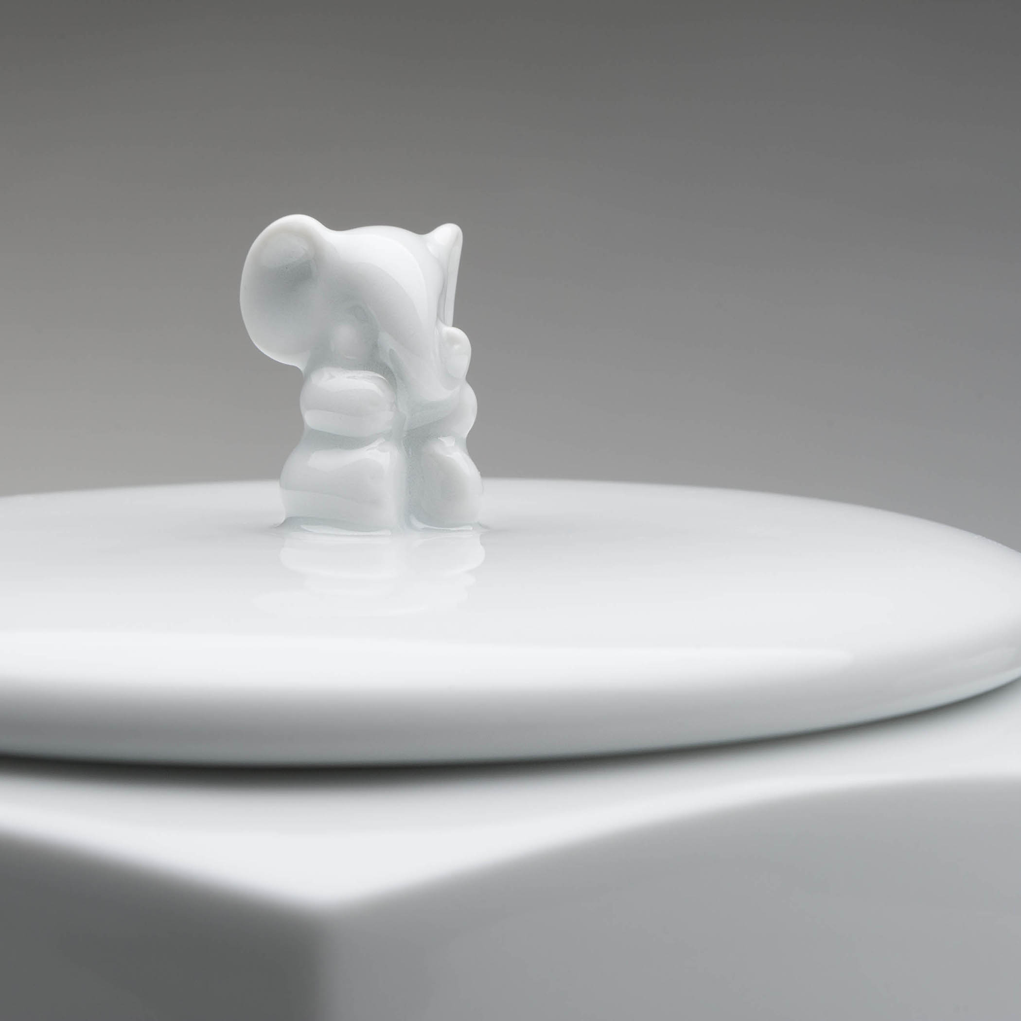 Guardians_elephant_detail