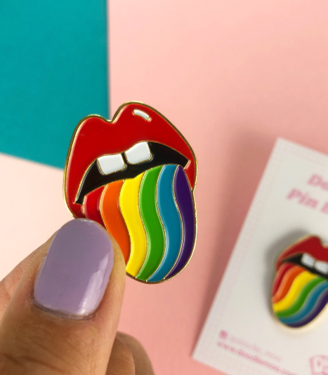 Lips Enamel Pin