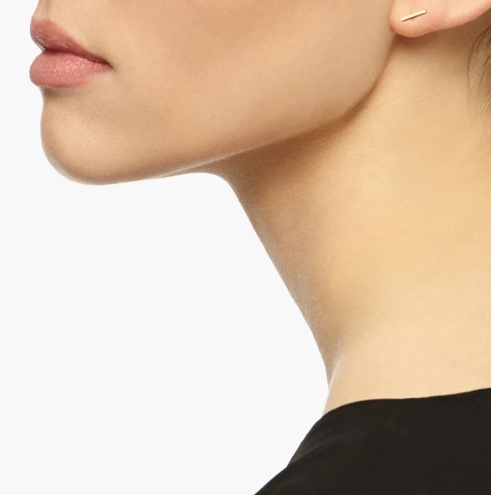 Mini Bar Stud Earrings - 9k Yellow Gold02