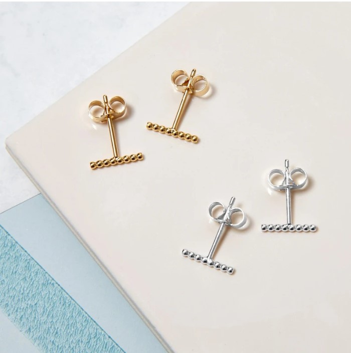 Sphere Bar Stud Earrings - Silver02