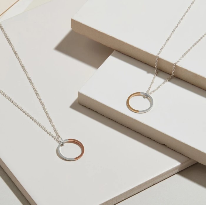 Two-tone Circle Necklace - Yellow Gold03