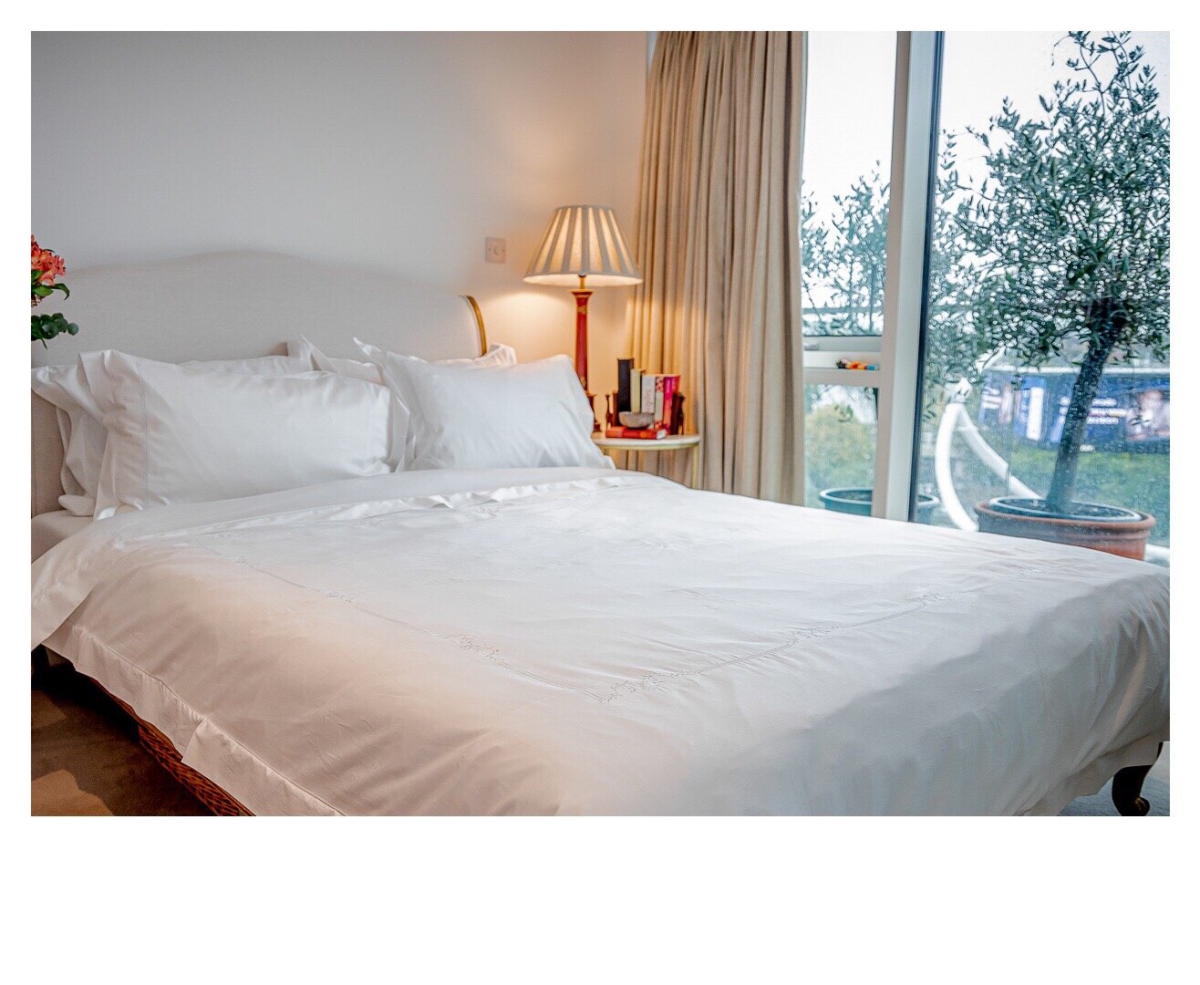 Sukun_Image21_PorcelainWhiteFloral