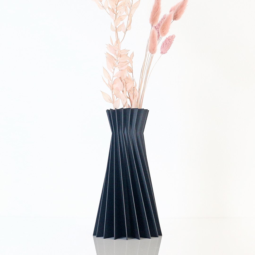 ikon_vase_noir_3d_plant_shape_tank_2_1080x
