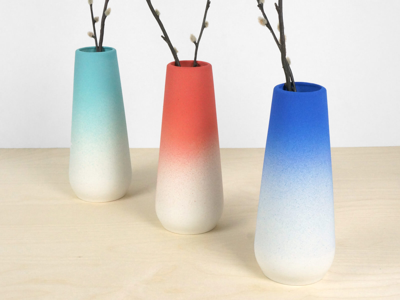 C07-3-Colors-Flowertop-2018-studio-lorier-flowerpot-gradient-vase-gradient-flowerpot-color-vase-pivoting-flowerpots