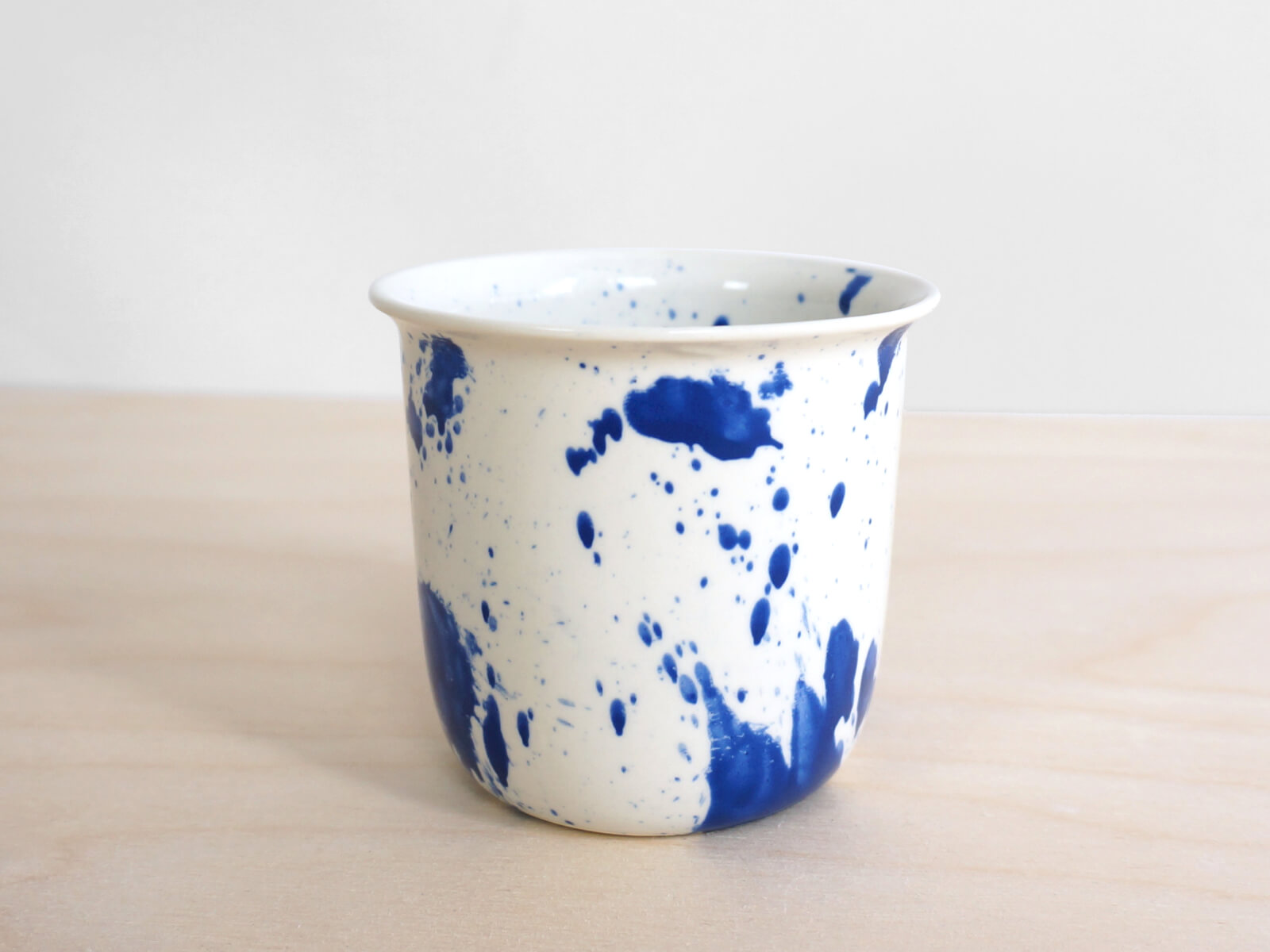C05-3-FRONT-splash-coffee-or-tea-cup-indigo-cup-splatter-espresso-cup-porcelain-expresso