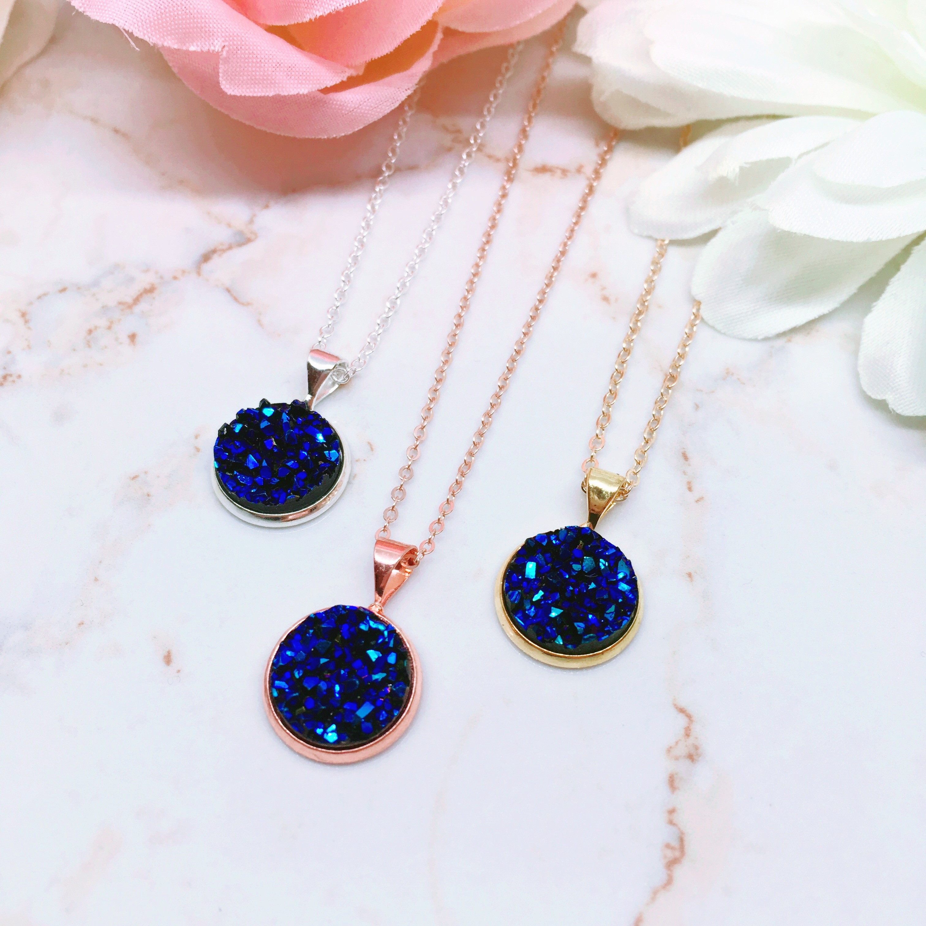 Processed with MOLDIV