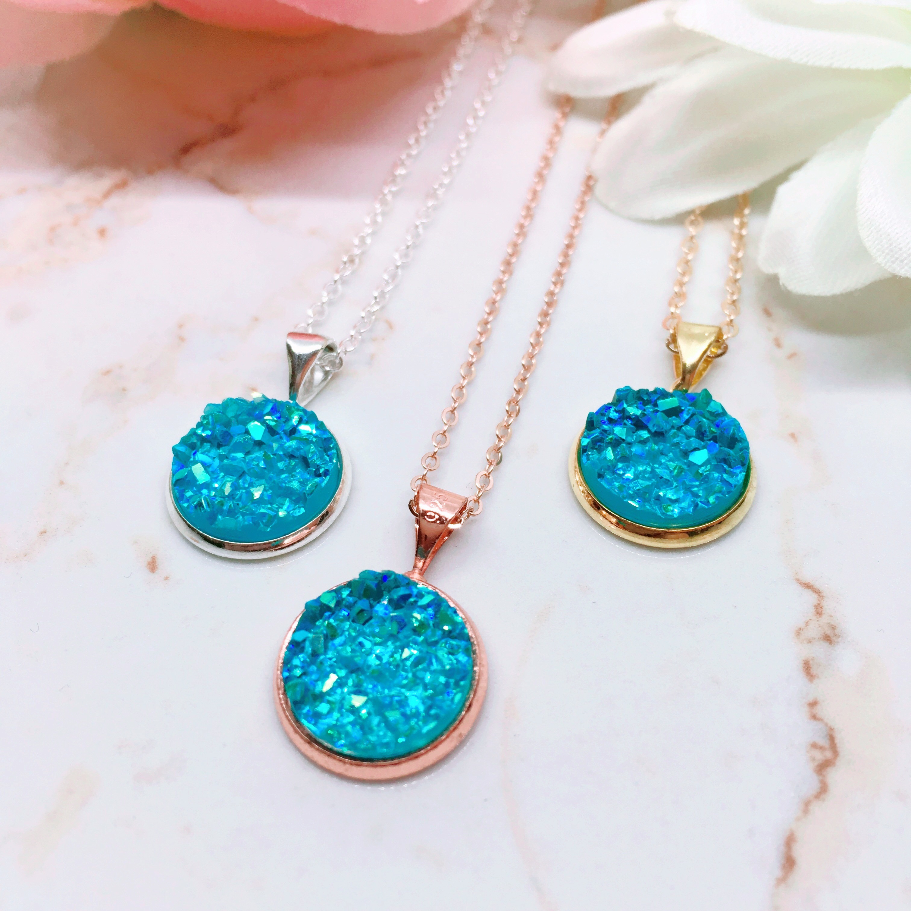 Processed with MOLDIV