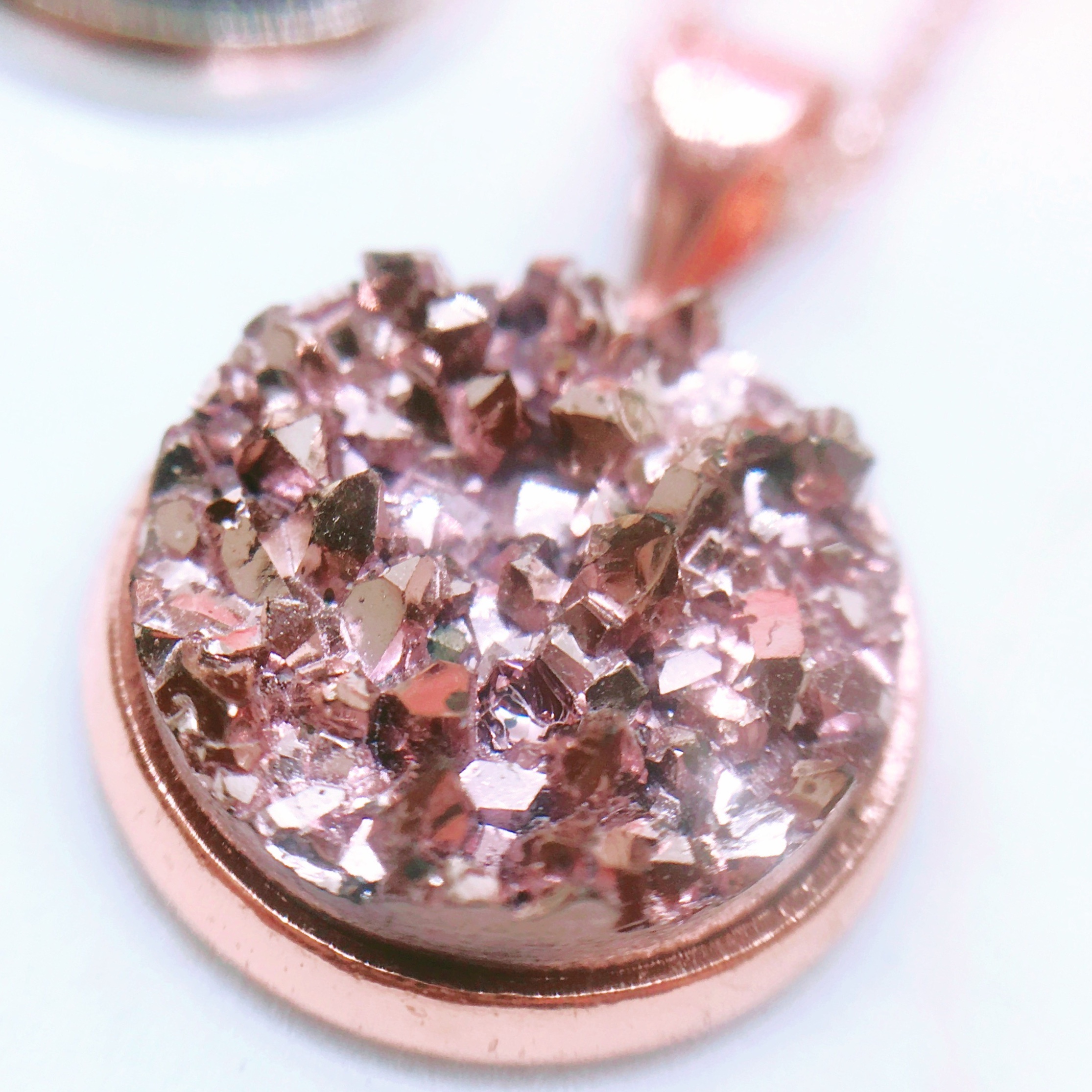 Processed with MOLDIV