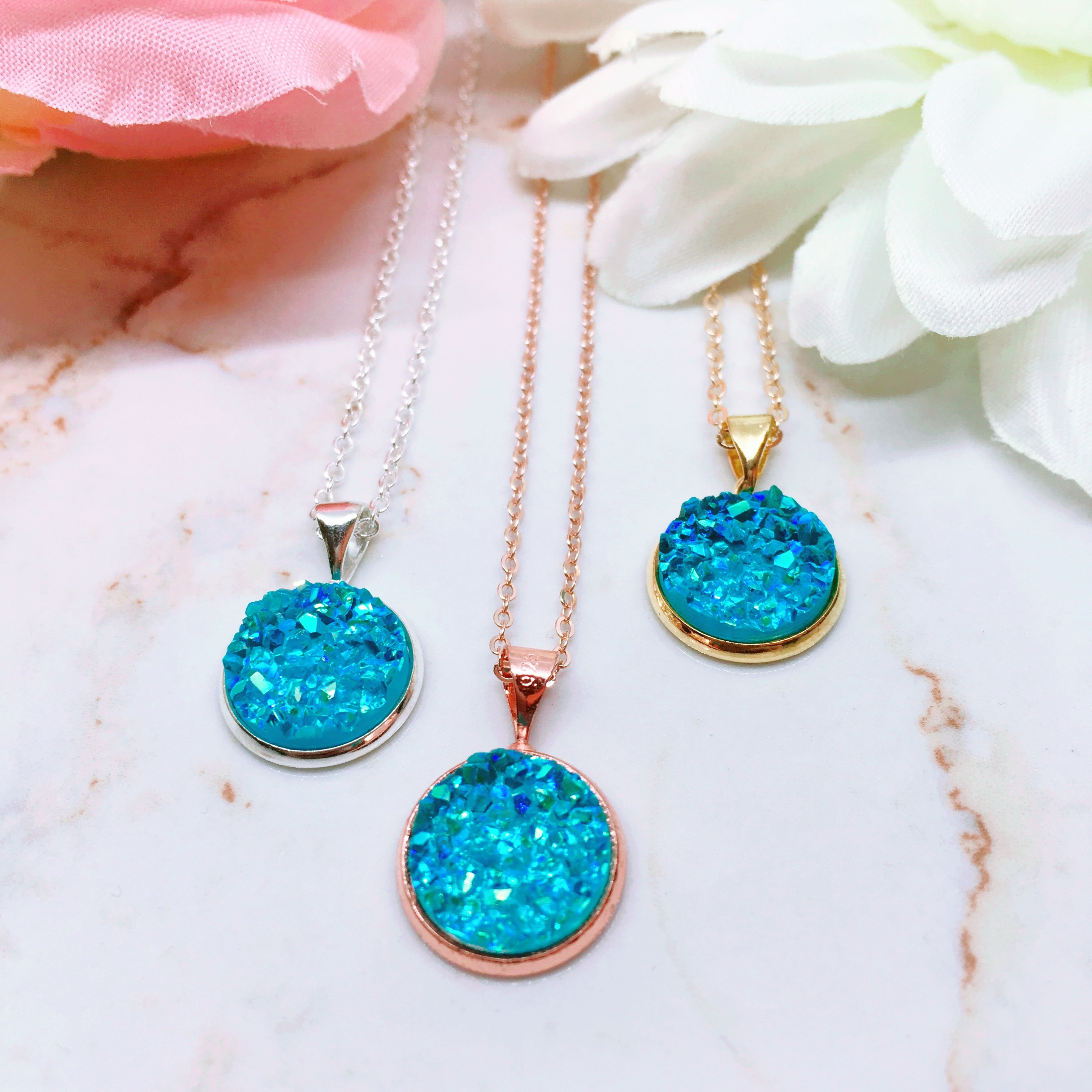 Processed with MOLDIV