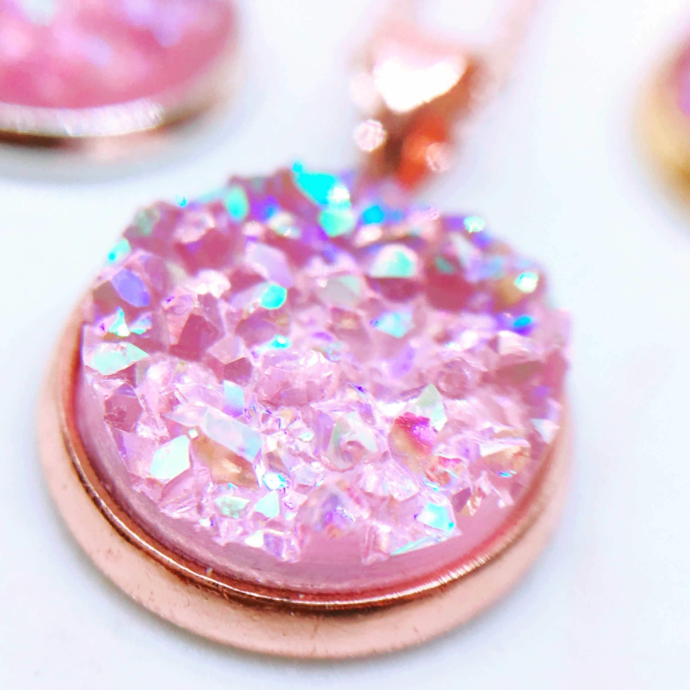 Processed with MOLDIV