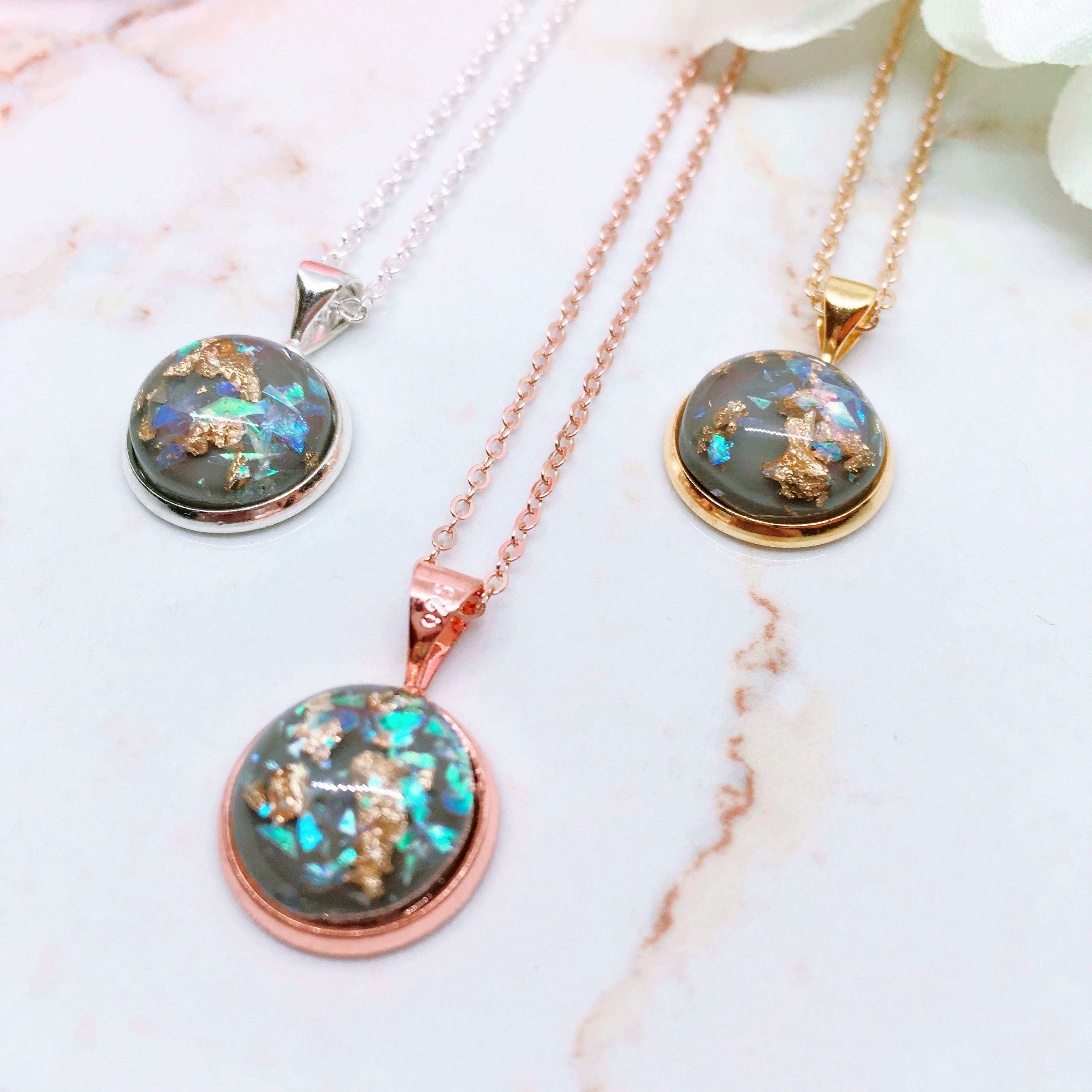 Processed with MOLDIV