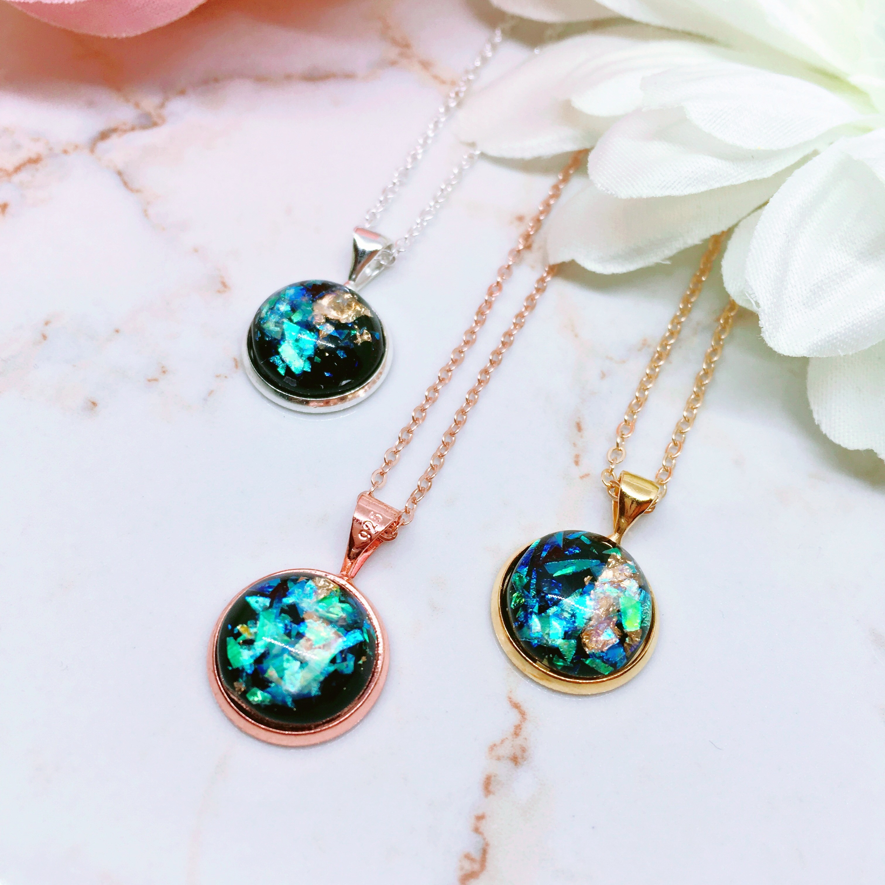 Processed with MOLDIV