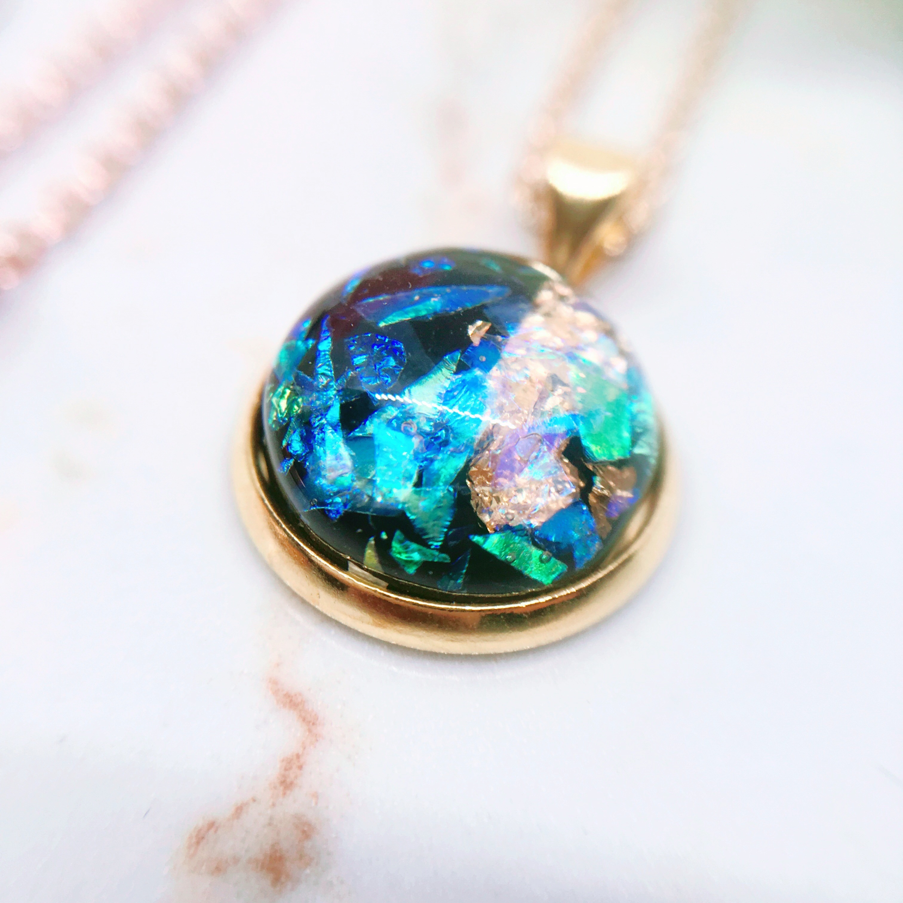 Processed with MOLDIV