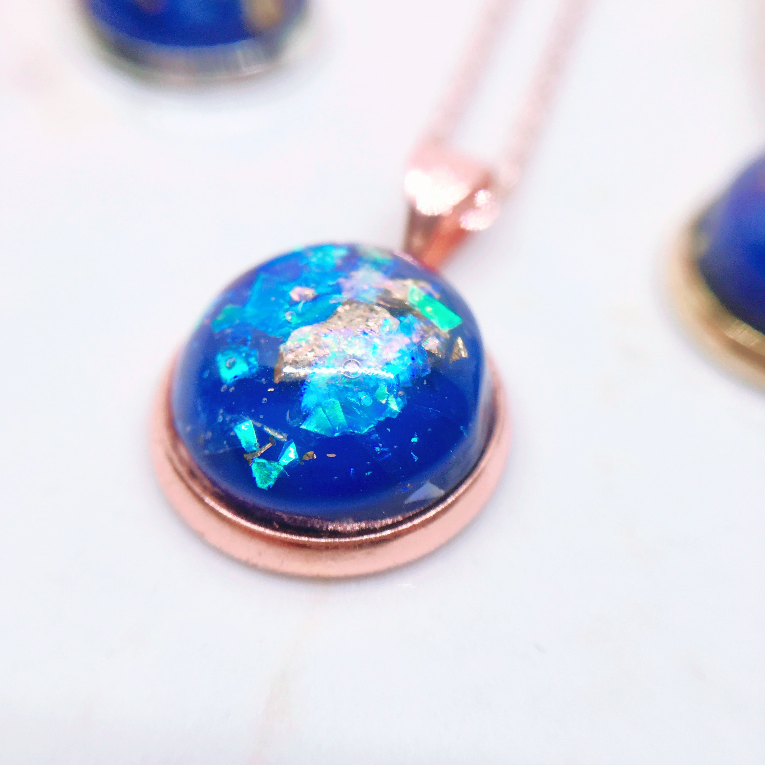 Processed with MOLDIV