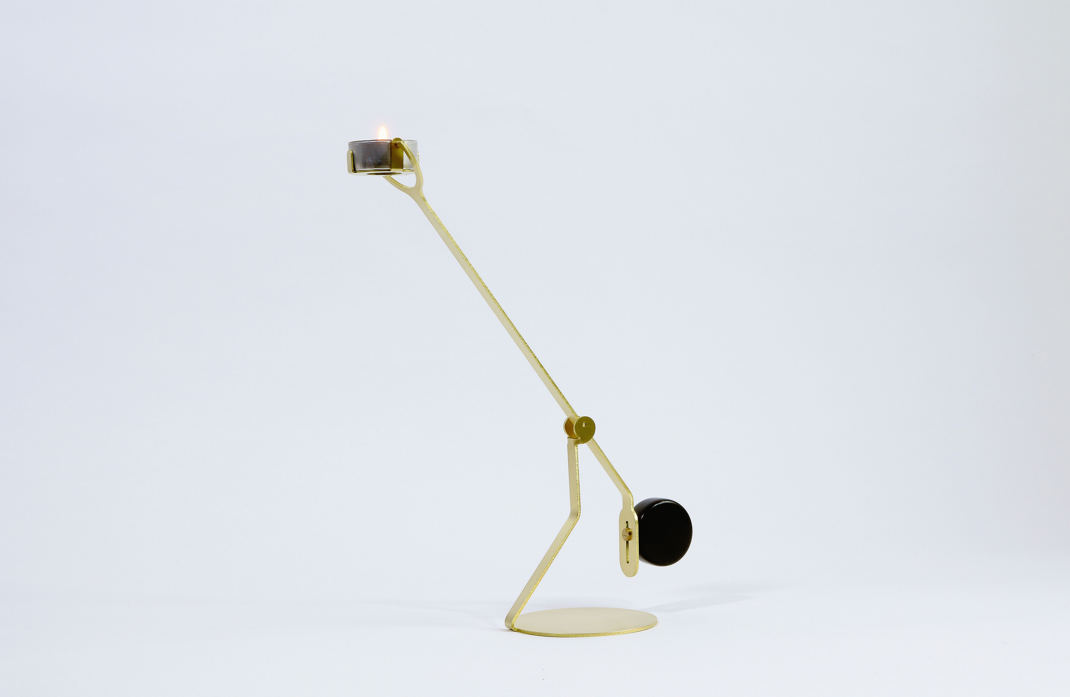 BinDesign • the Rising Balance candleholder-2