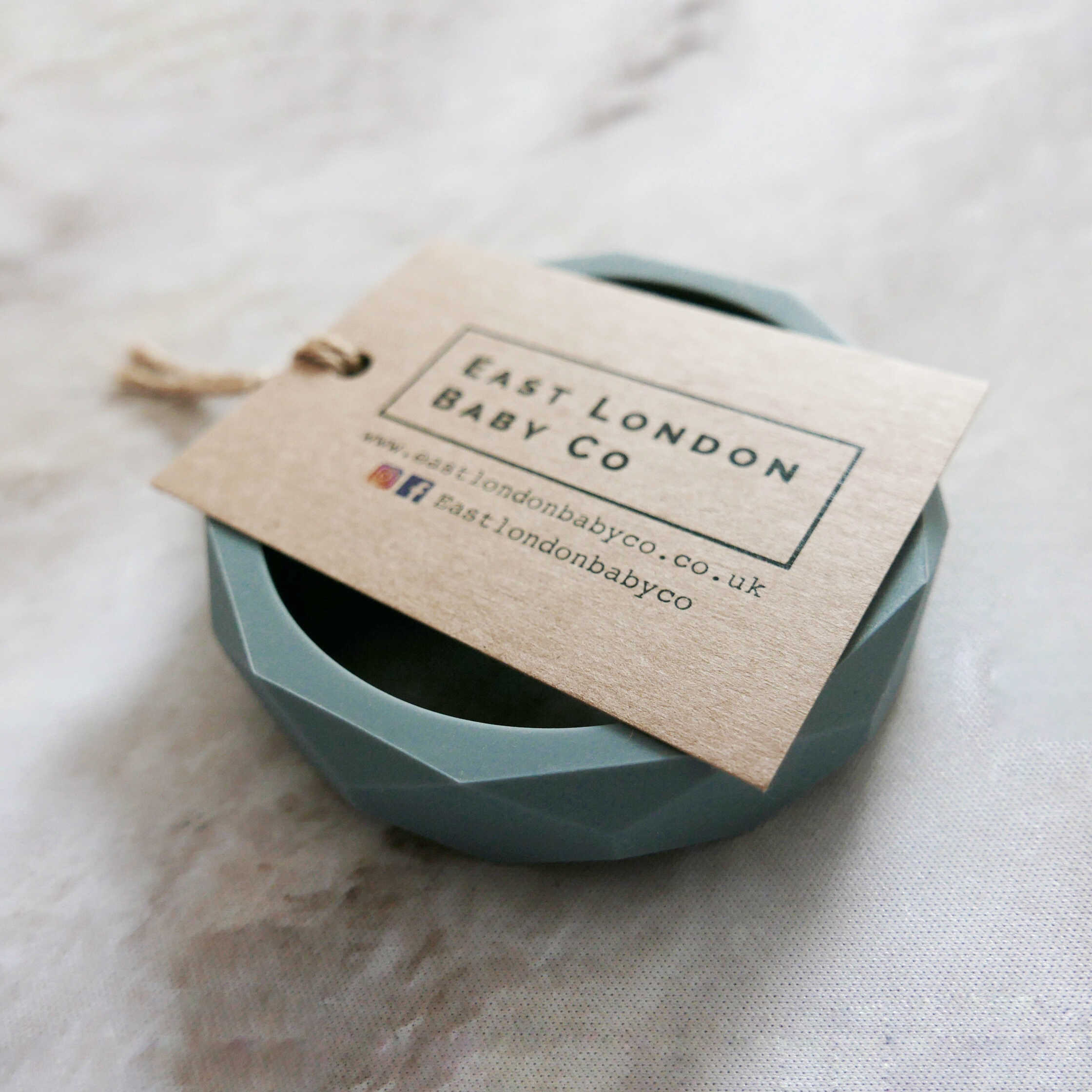 AB411D52-2CB7-43EB-BE84-B12FB20A4314