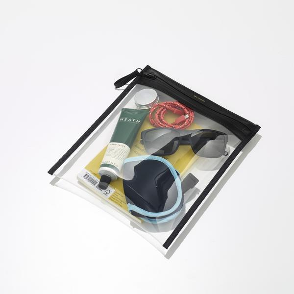 2 take_monday_flat_travel_pouch_clear_black_1_600x