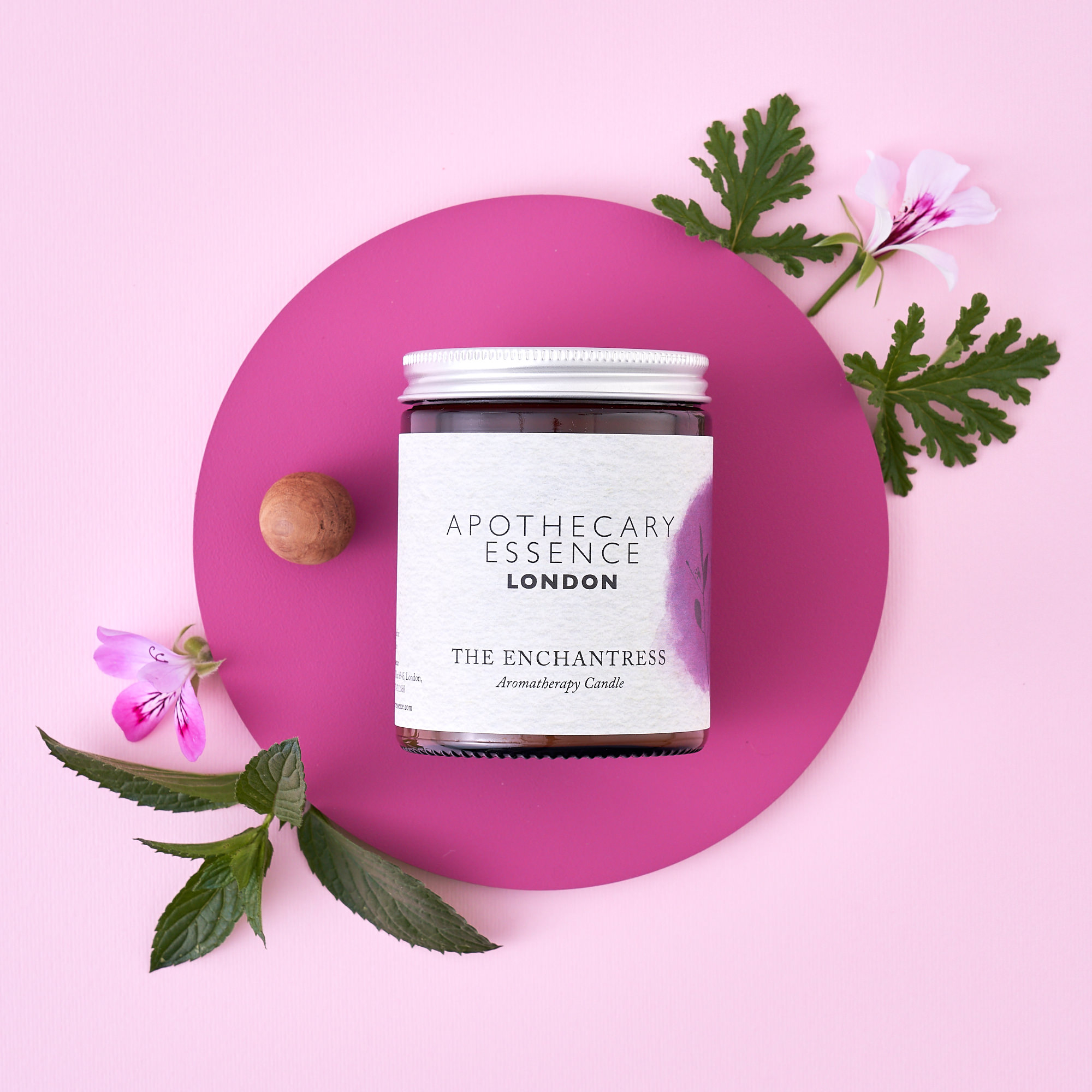 2. ApothecaryEssence_The_Enchantress_Candle