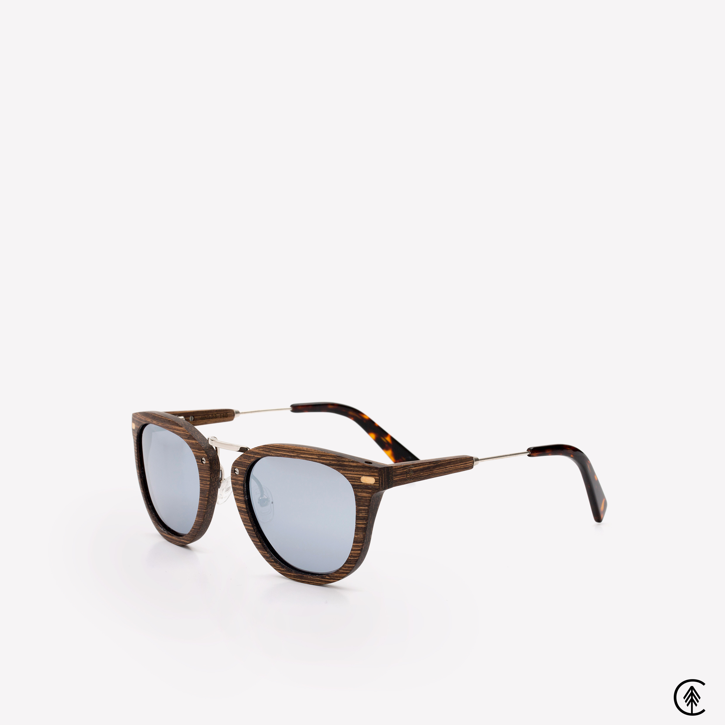 Cat-Eye-Shape-Walnut-Wood-frame-Sunglasses-with-Chrome-lens-angle-shot grey