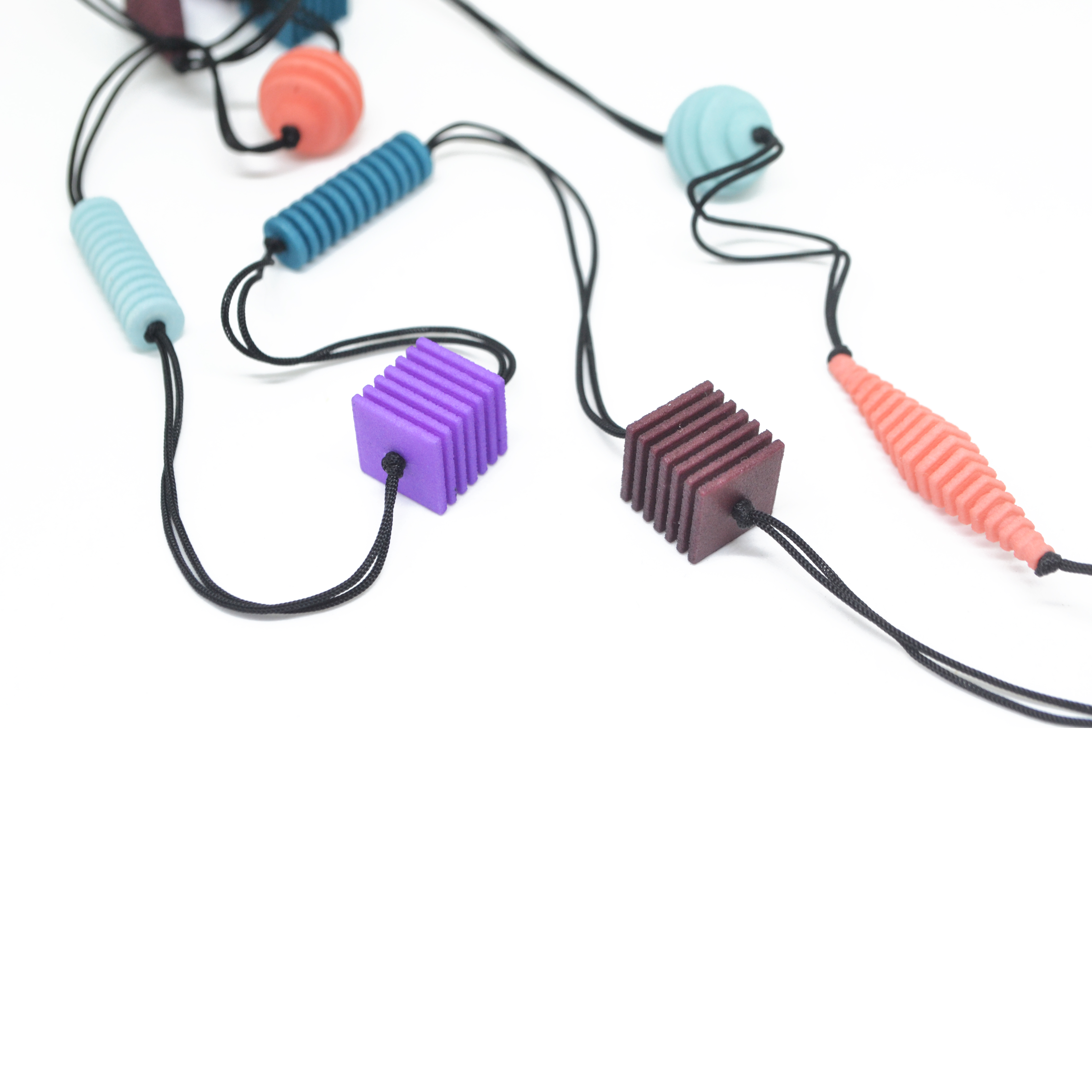 optical long neck pastel detail