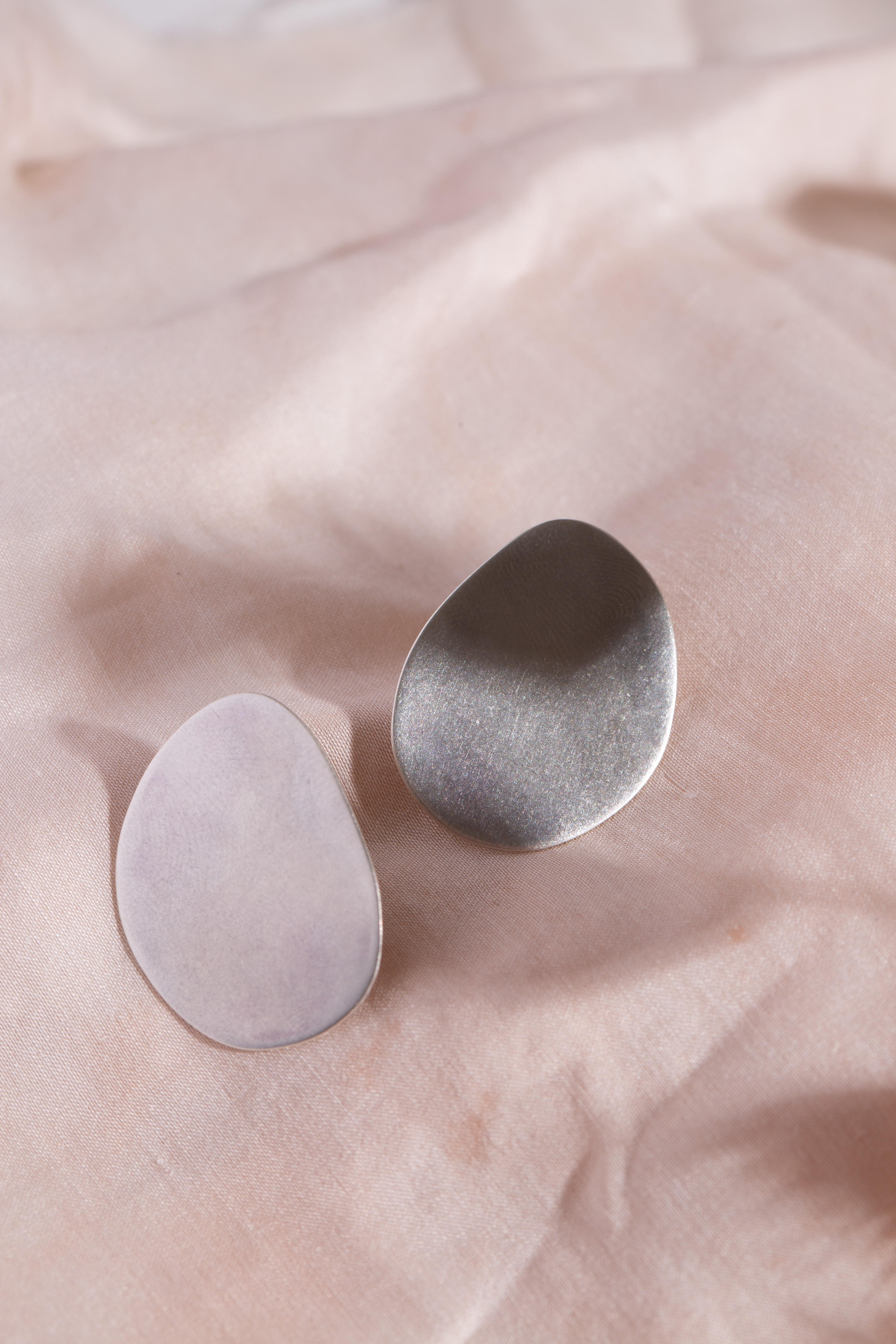 organic shapes studs1