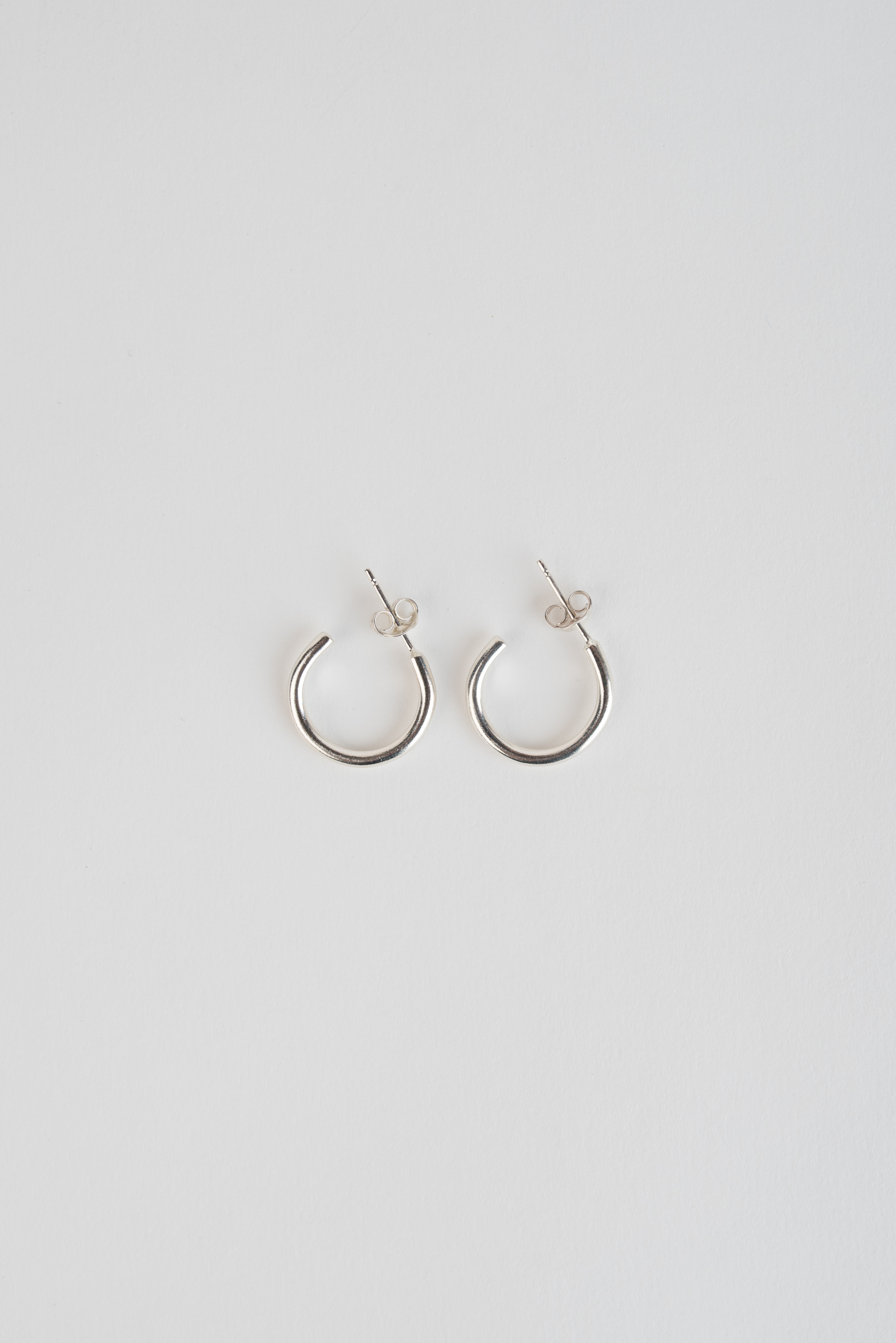 simple small hoops 1