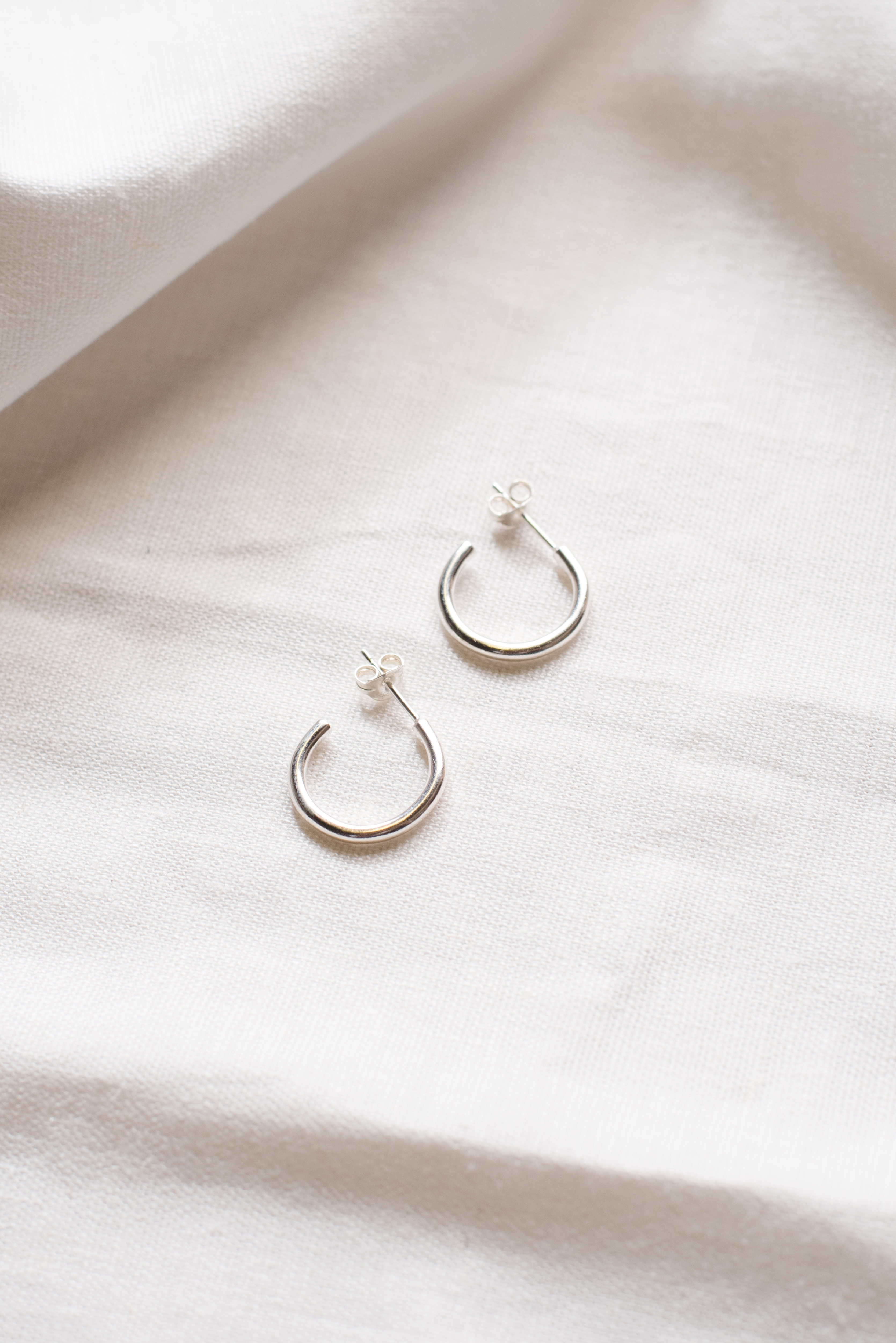 small simple hoops 2