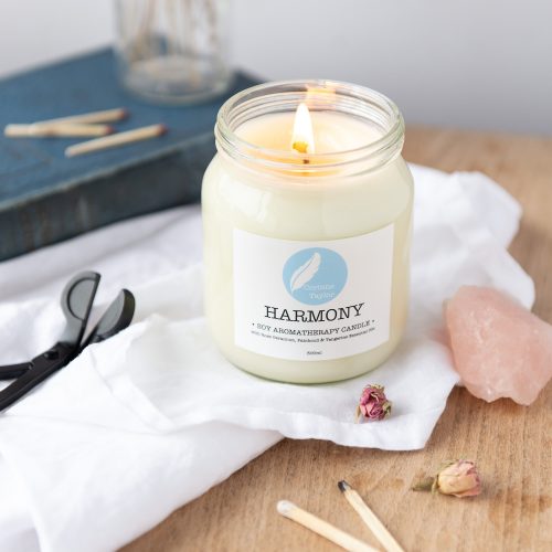 Harmony soy aromatherapy candle with tangerine, patchouli and rose geranium essential oils. 100% natural, vegan, cruelty free, organic, zero waste, gifts.