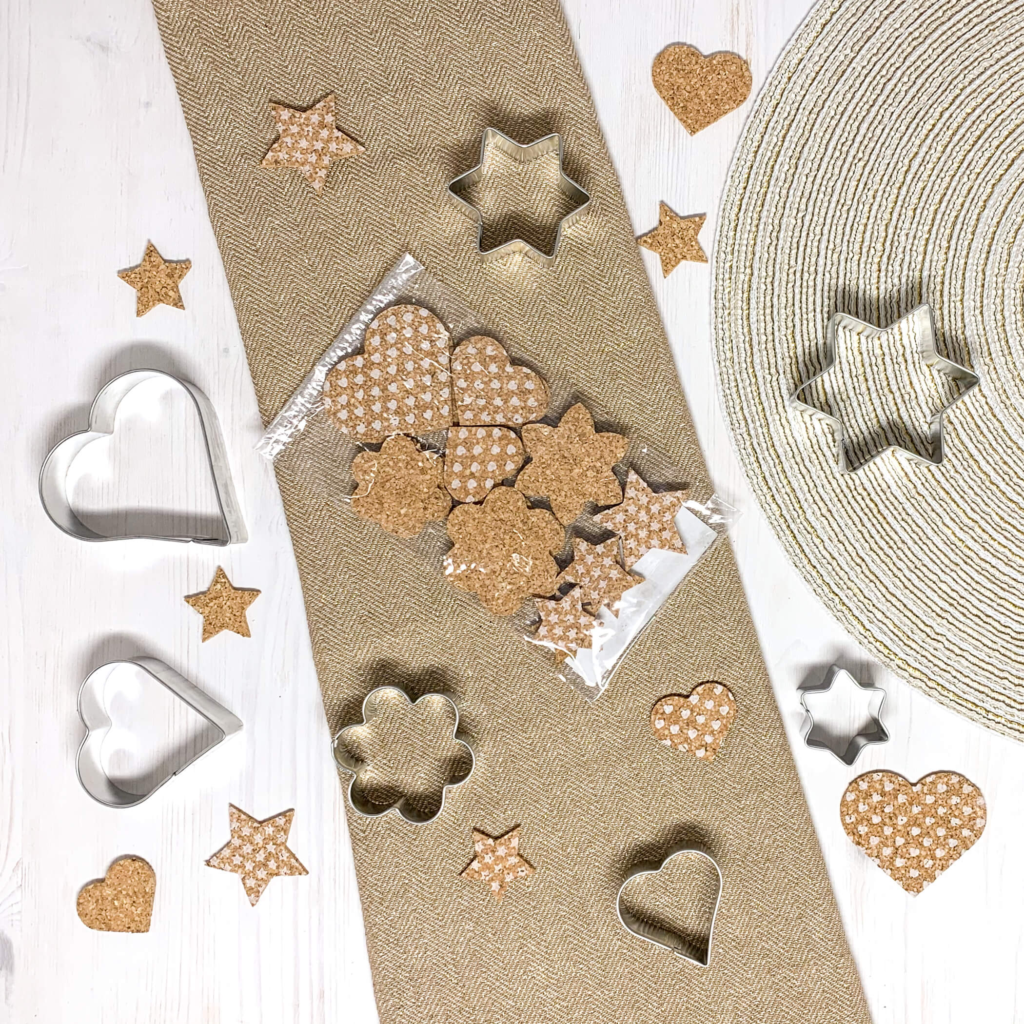 flowers_hearts_stars_deco_articles_cork