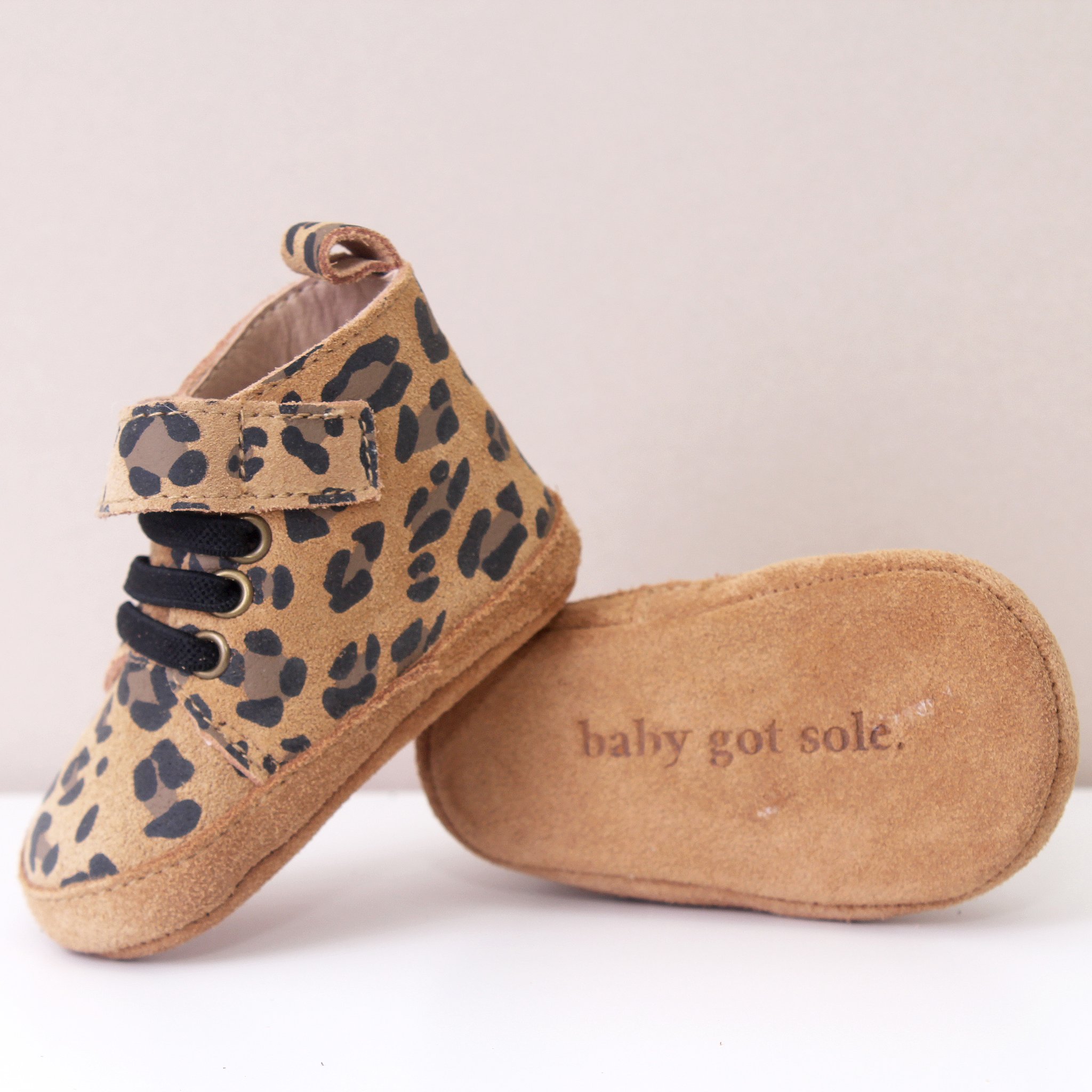 BUDDY_TANLEOPARD_LEATHERTRAINER_4_1024x1024@2x