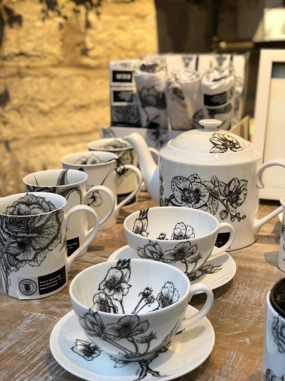 6fc73685-ebc4-495c-b5ab-cd30ea5bcb9d china display