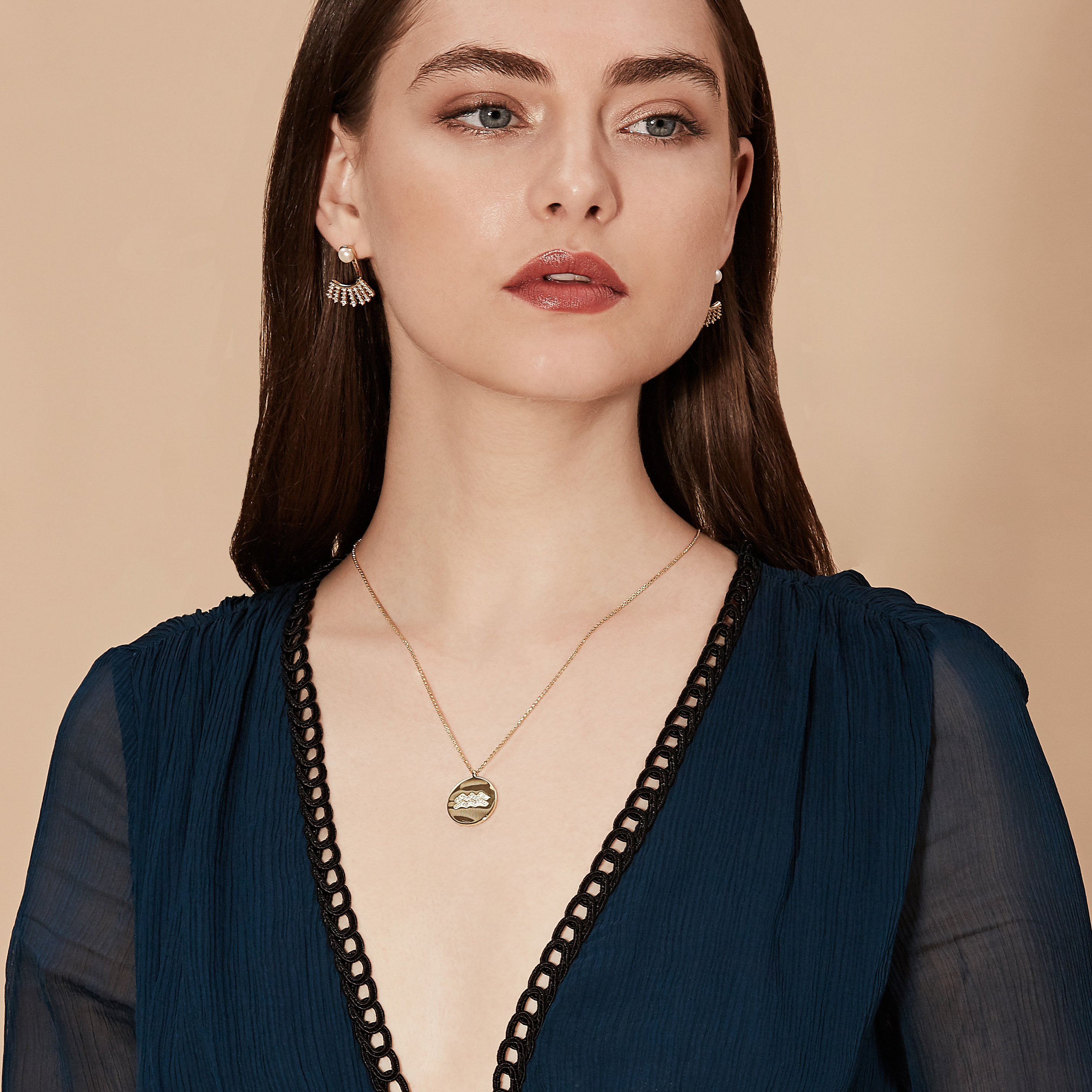 Gold Plated Silver Zodiac Necklace - Aquarius model 2