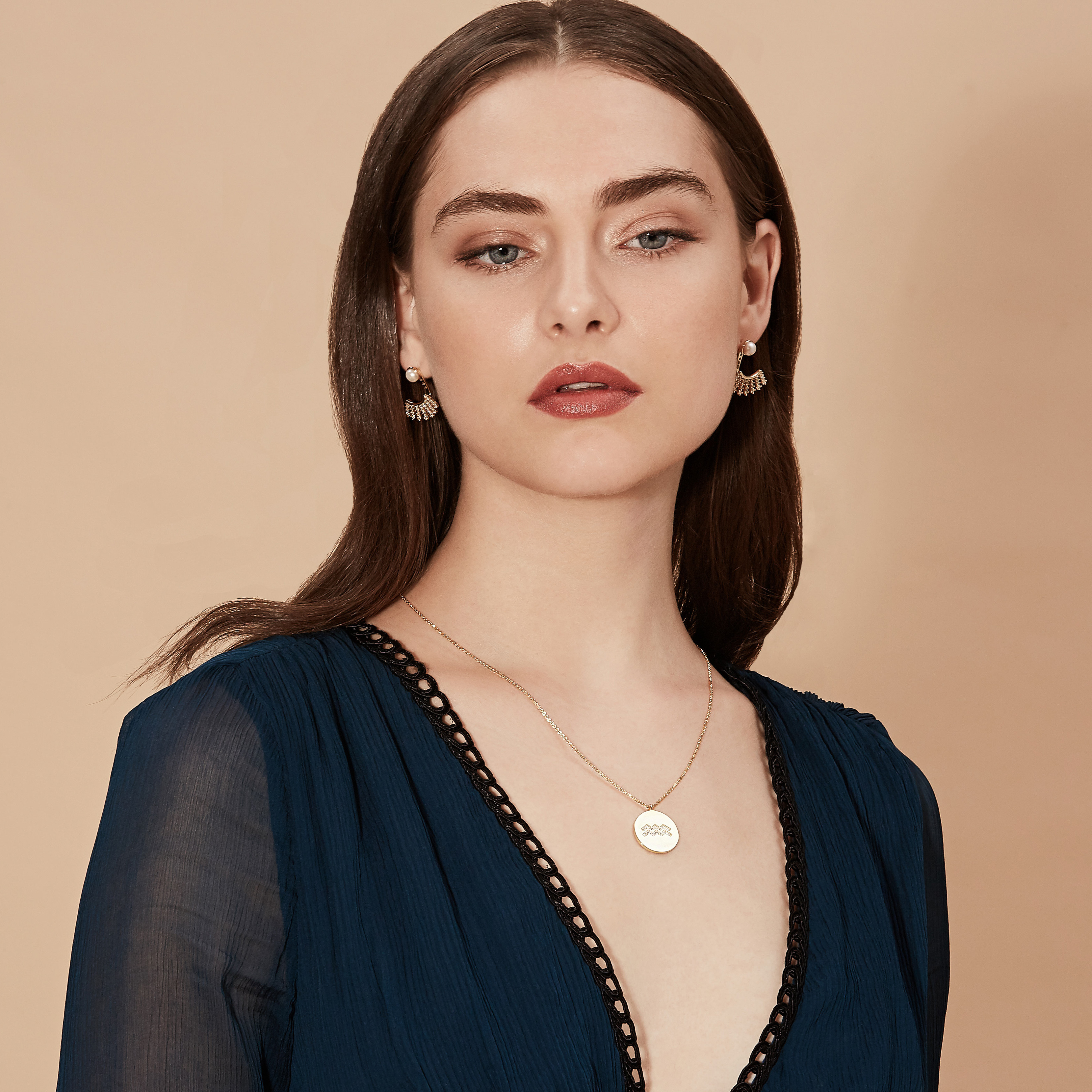 Gold Plated Silver Zodiac Necklace - Aquarius model