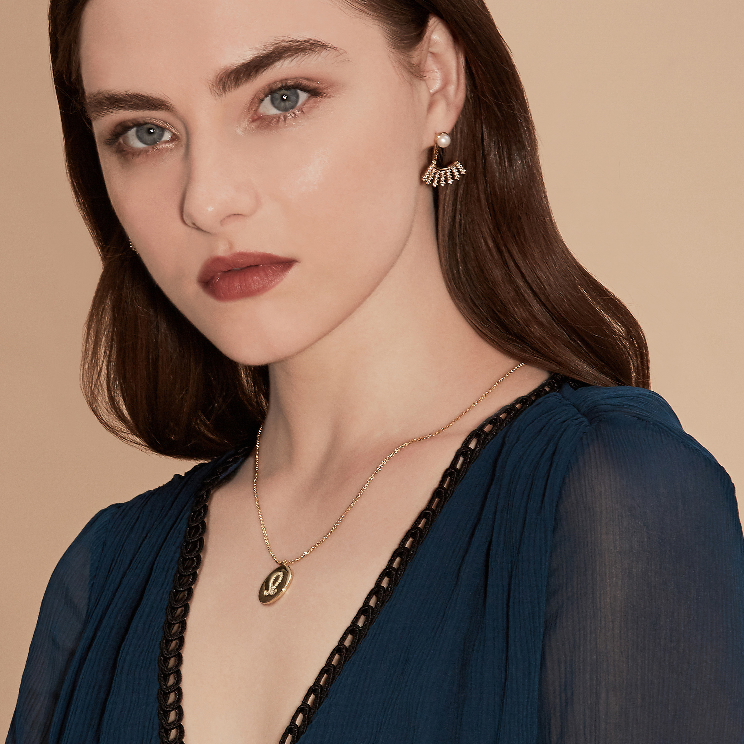 Gold Plated Silver Zodiac Necklace - Leo model