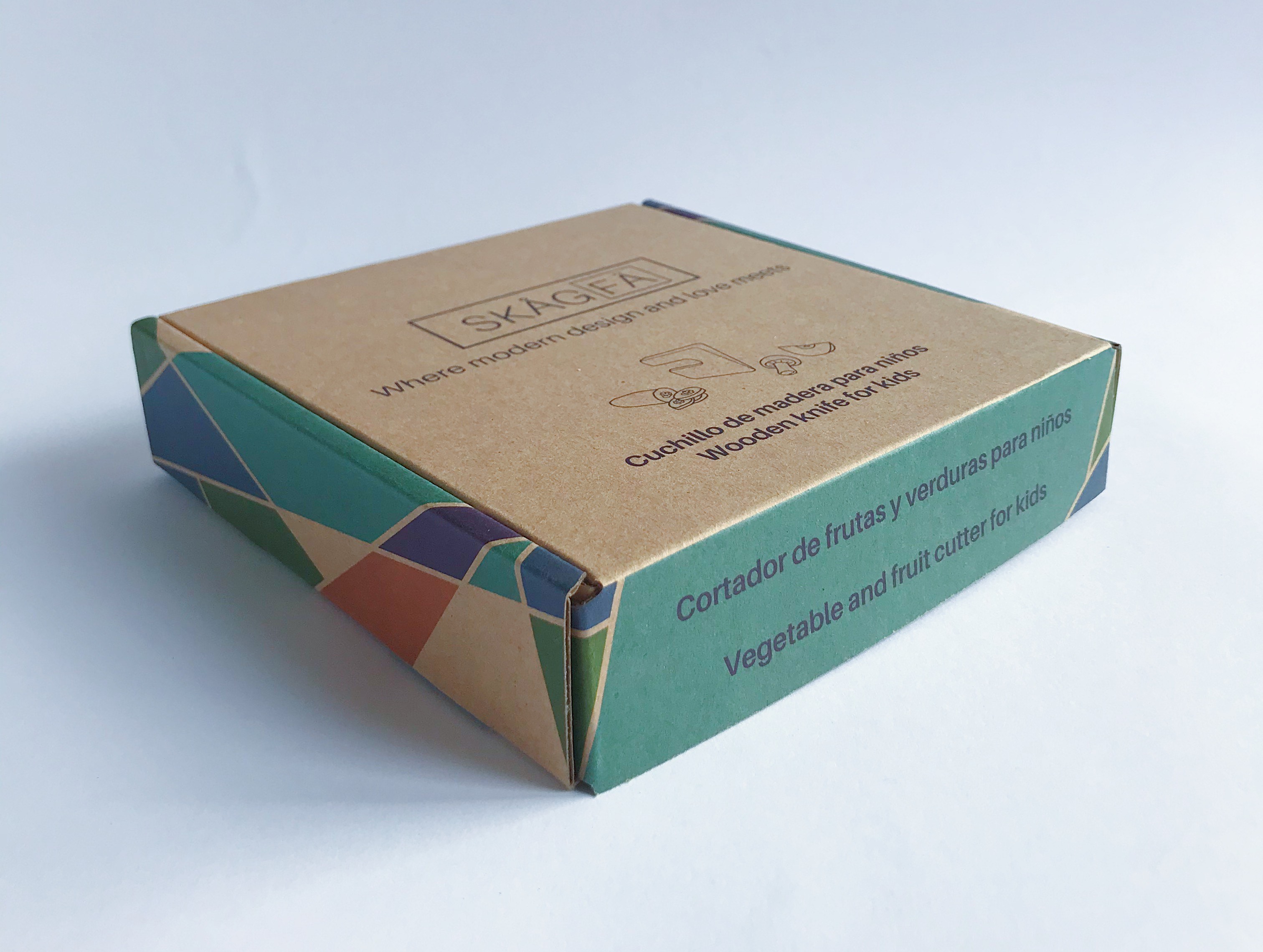 SKÅGFÄ_WoodenKnife_Packaging Wooden knife for the kids