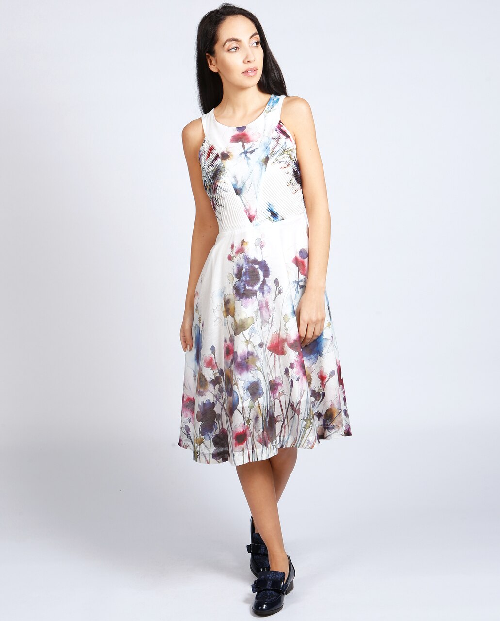 lagom-lavinia-dress-floral-front-life__84222.1561991650