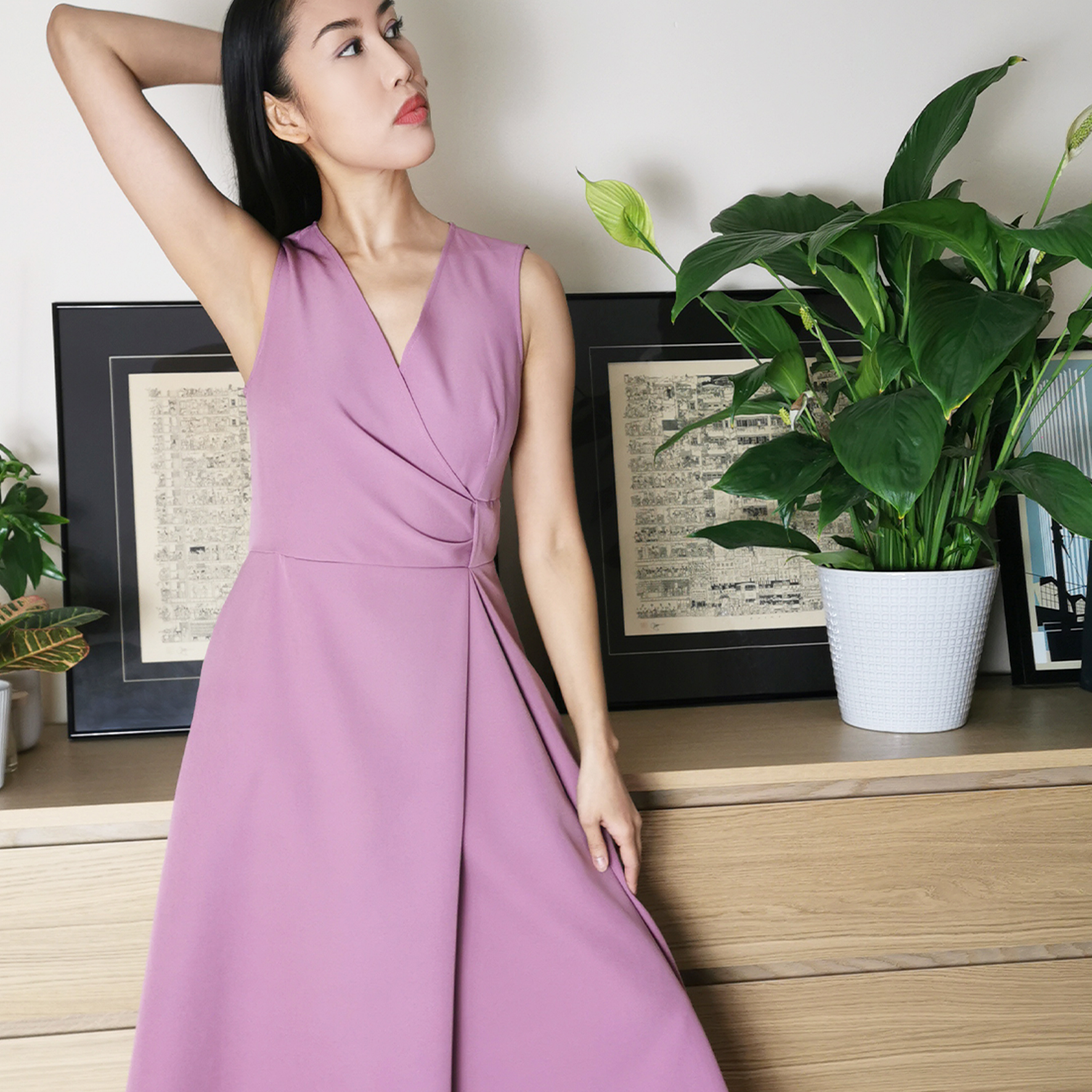 lagom-ravello-midi-dress-dusky-pink-front-life-model