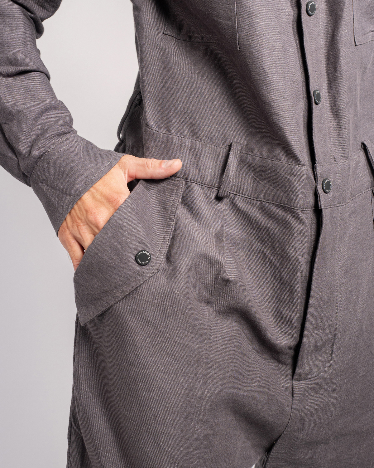 yvette-libby-nguyen-paris-jumpsuit-combinaison-spirit-st-louis-grey-men-5