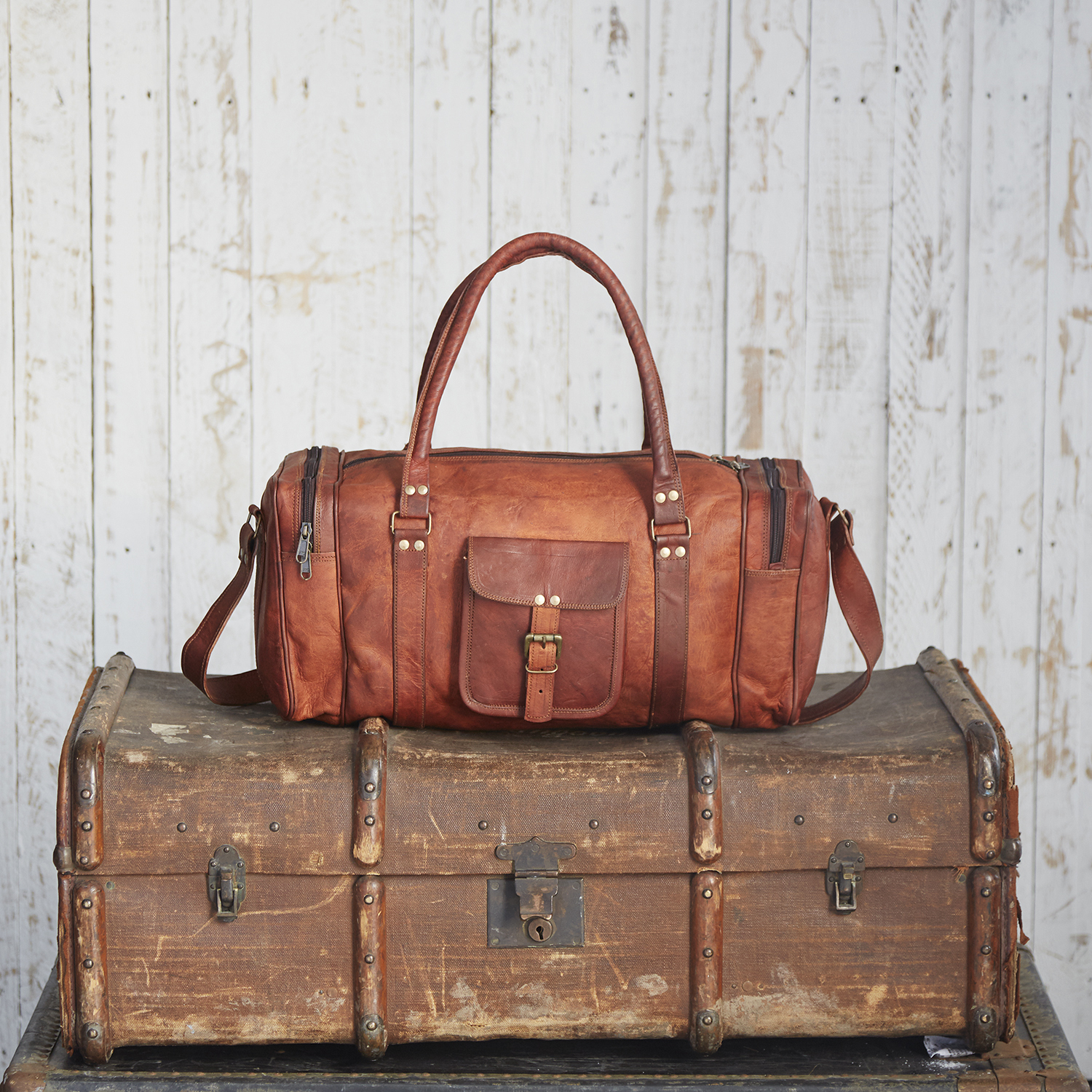 Low Res Large Leather Holdall Zipped LTBS1