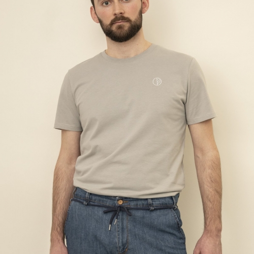 Men's Shirts and T-Shirts