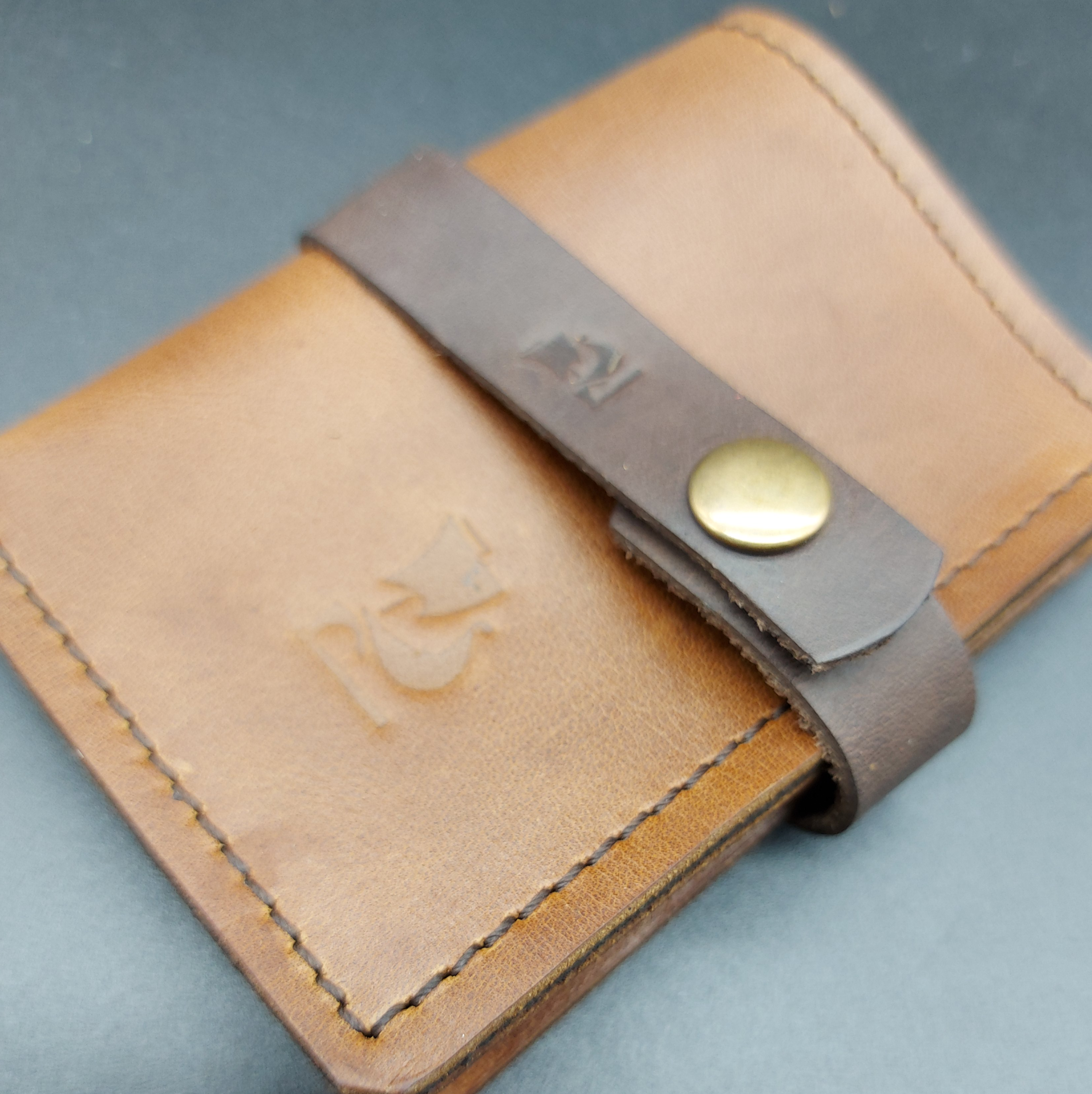 wallet III darkb 3
