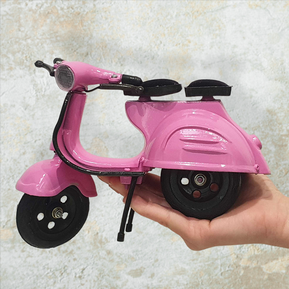 VN-1841-VESPA-PINK-E