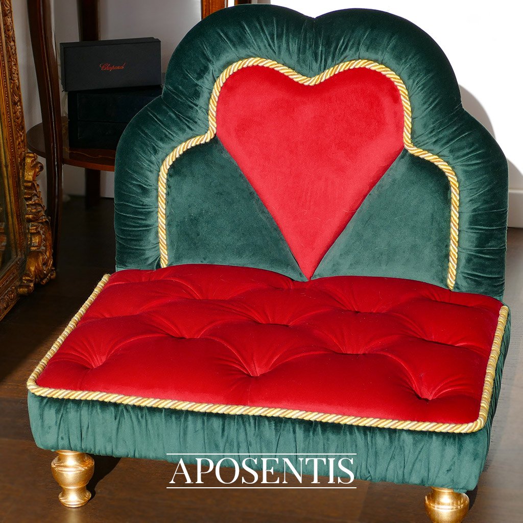 Aposentis_luxury_dog_catred_green_gold_bed_sofa_couch_expensive_fashion_fancy_designer_premium_queen_king_million_diamond_1800x1800