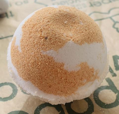 WHITE TEA GRAPEFRUIT AND GINGER BATH BOMB PACK OF 25 AT 60G