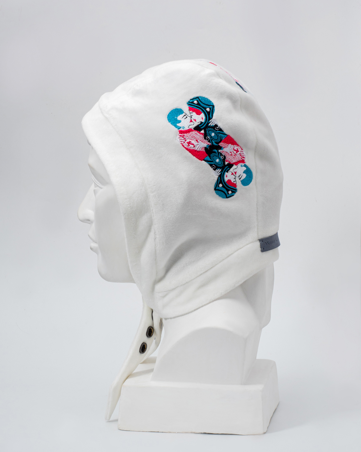 yvette-libby-nguyen-paris-head-wear-emma-premium-faux-fur-white-women-2